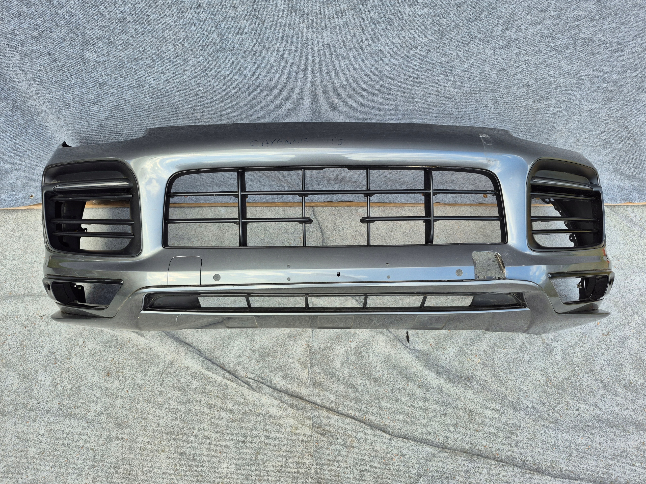 PORSCHE CAYENNE 9Y0 GTS SPORT DESIGN ZDERZAK PRZÓD