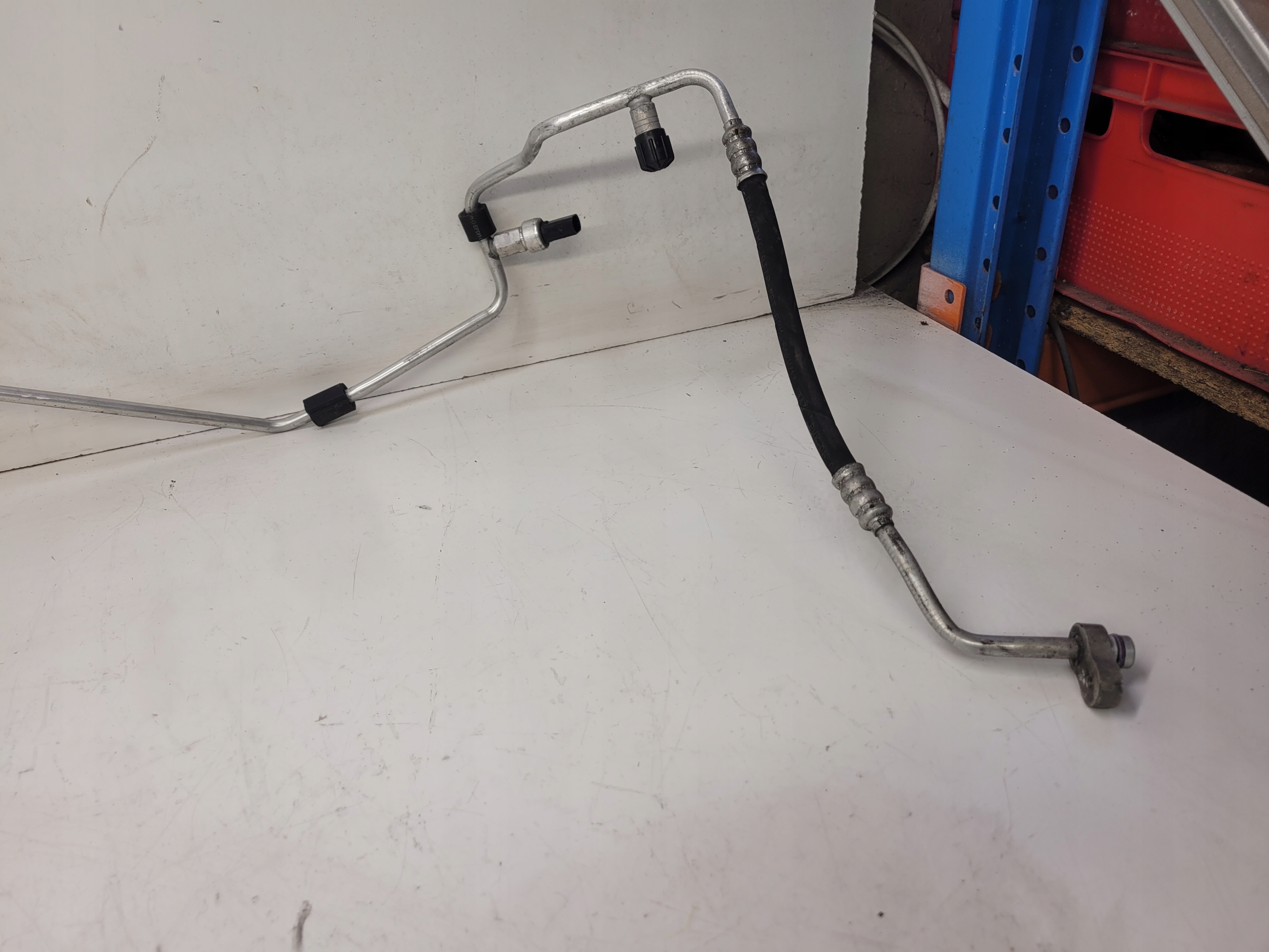 hadice vedení klimatizaci AUDI Q3 8U 8U0820741D