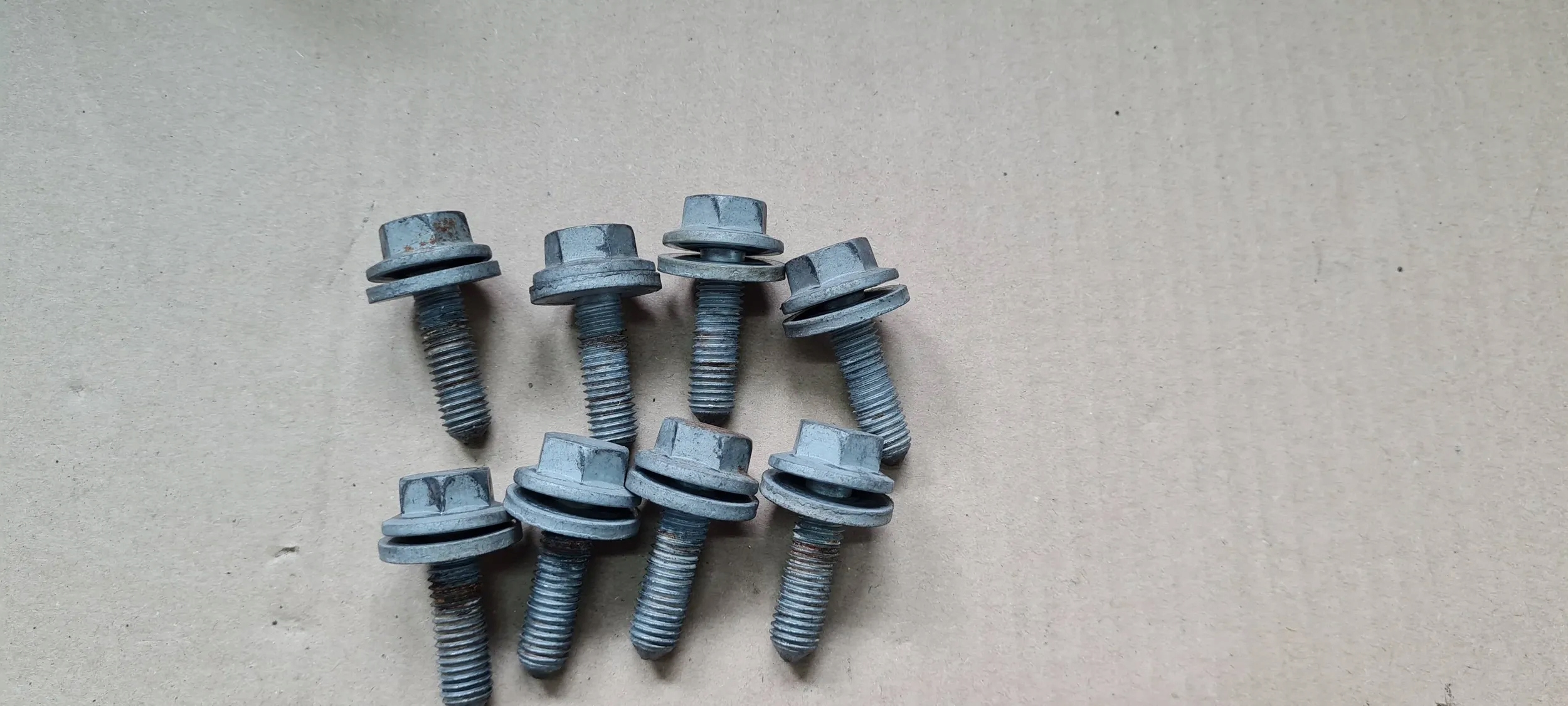 SQ5 8R Q5 LIFT screws axle beam sider axle beam front springing