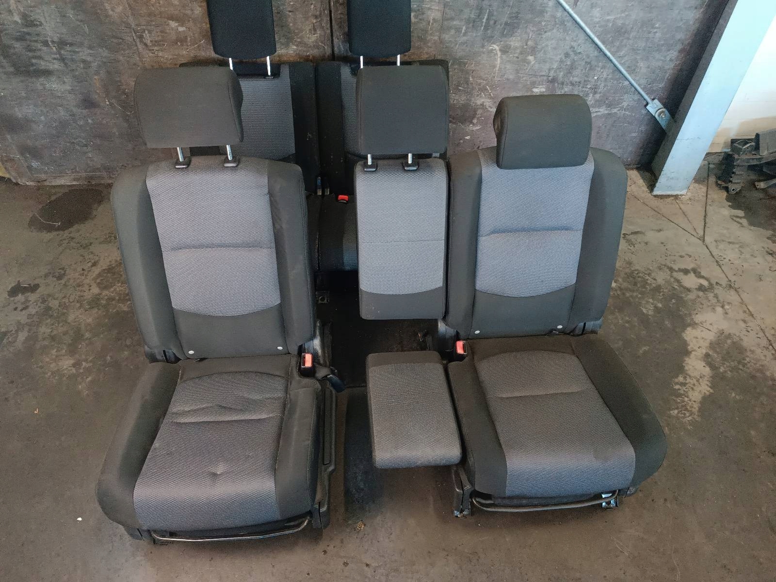 Sitze KOMPLET links rechts Sitz heck MAZDA 5 und