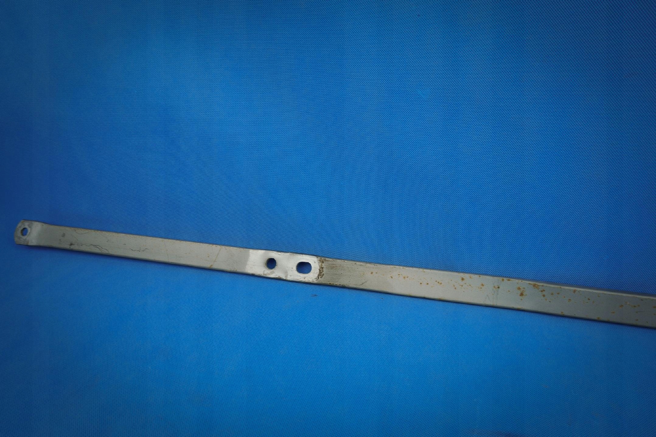 bar poprzeczny chassis Audi A5 8T 8T8505475B