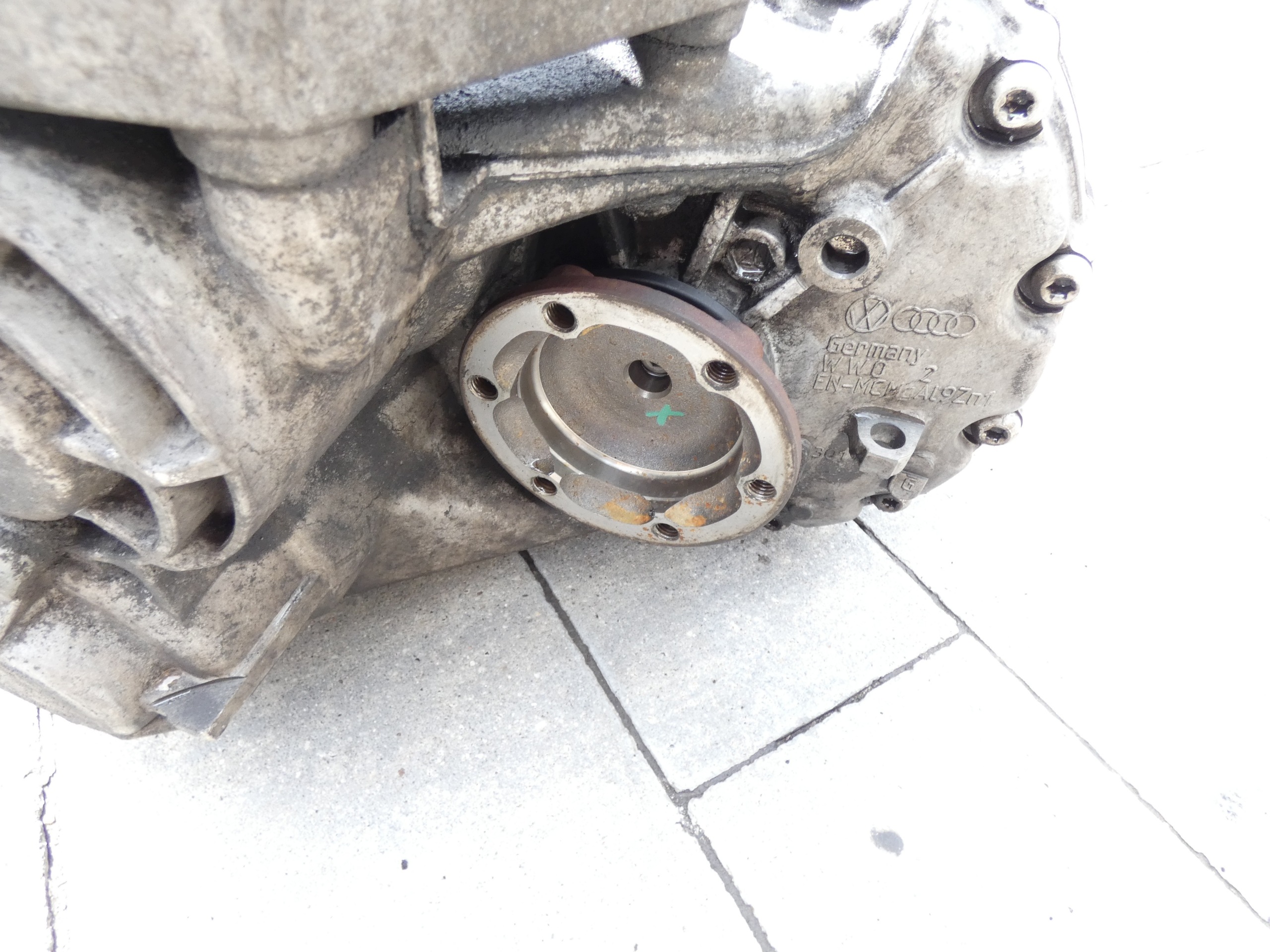 Getriebe VW PASSAT B6 2.0 TDI 140KM 05-10 KDN 6 getriebe
