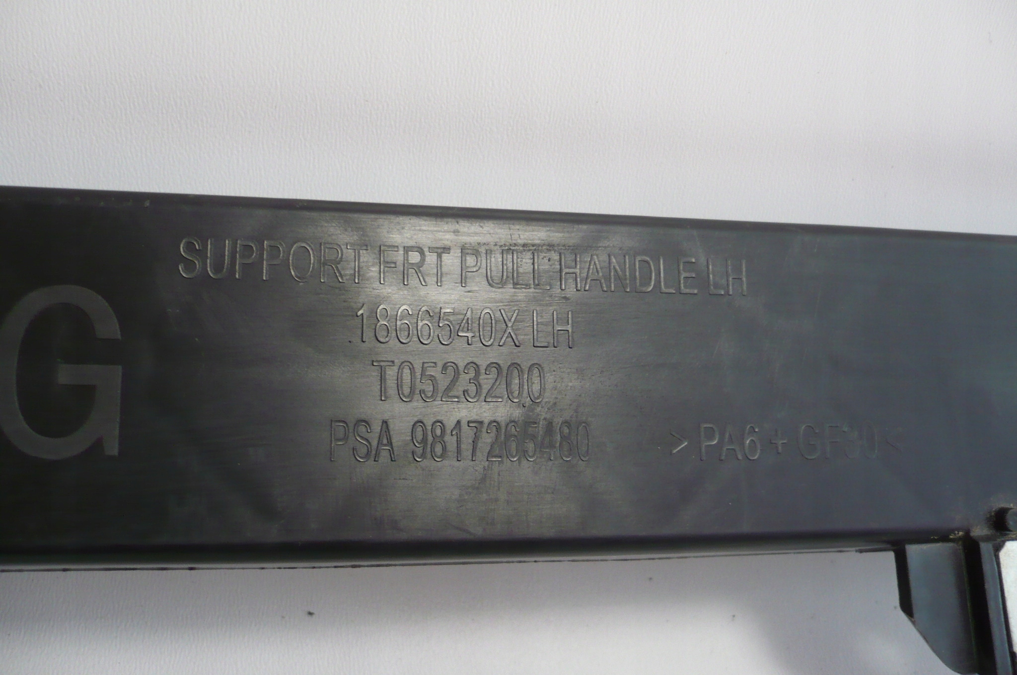 PEUGEOT 5008 2 II 16- bumper bracket left front original