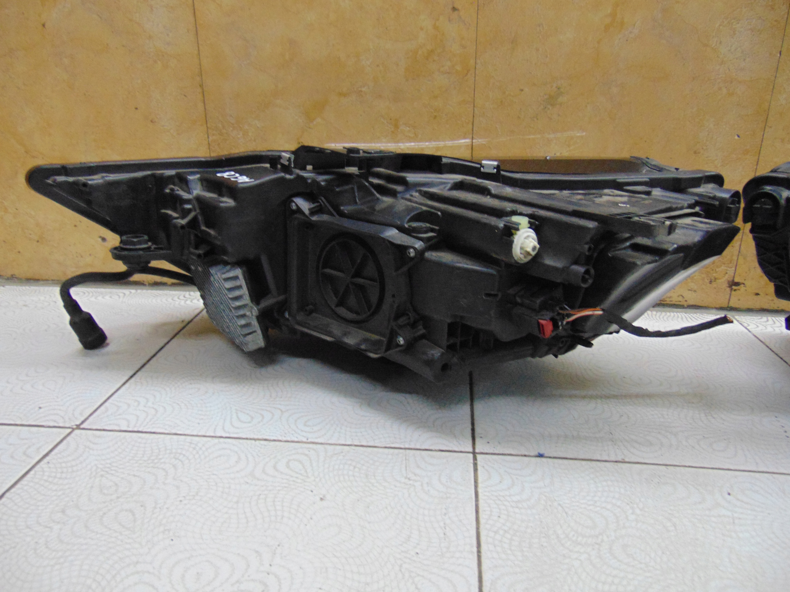 LICHT LEUCHTE VORNE VORNE AUDI A6 C8 4K0941034