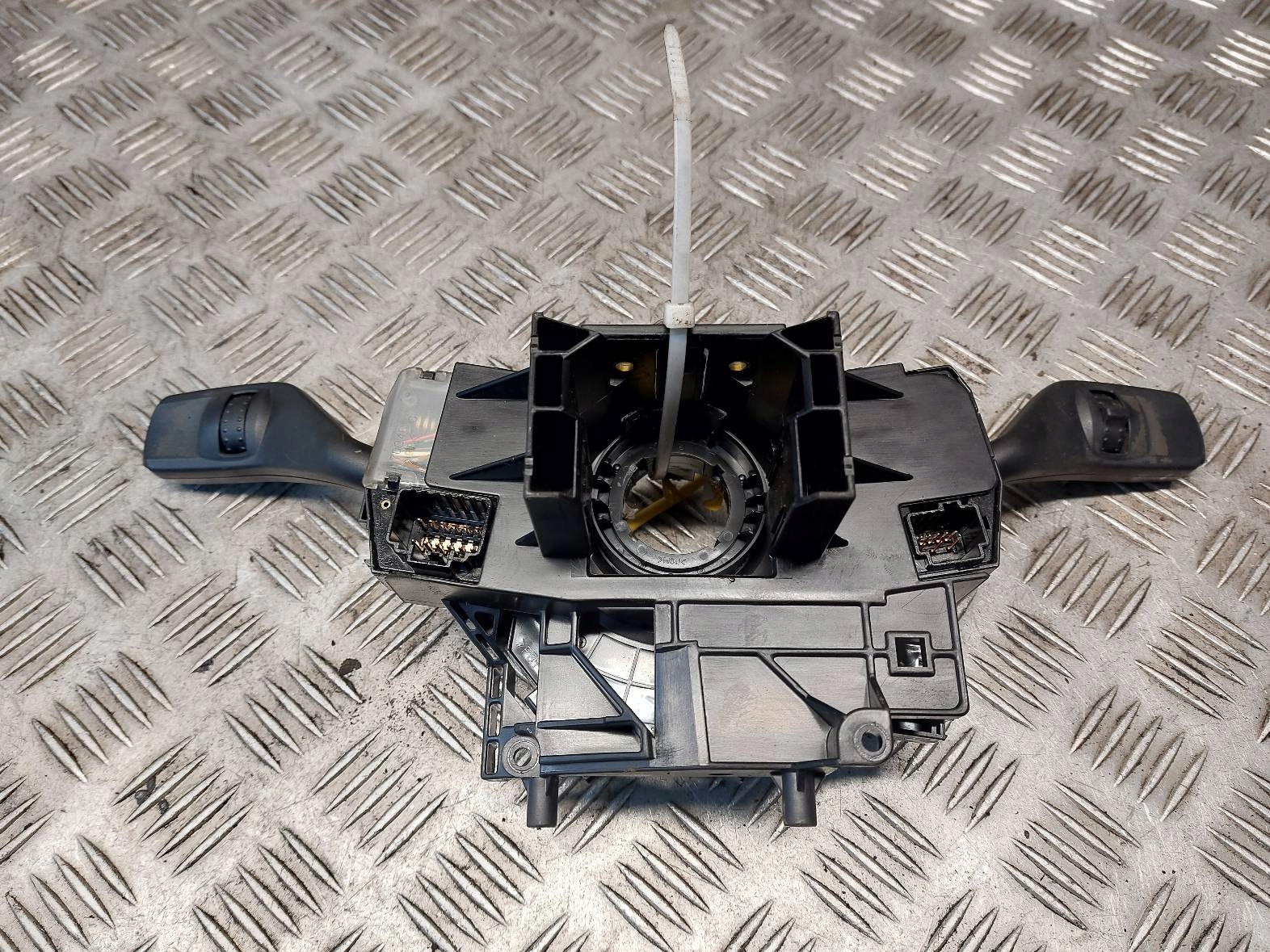 MANETKA DEVIO LUCI TERGICRISTALLO TERGI FORD C-MAX e 3M5T-6475-AD