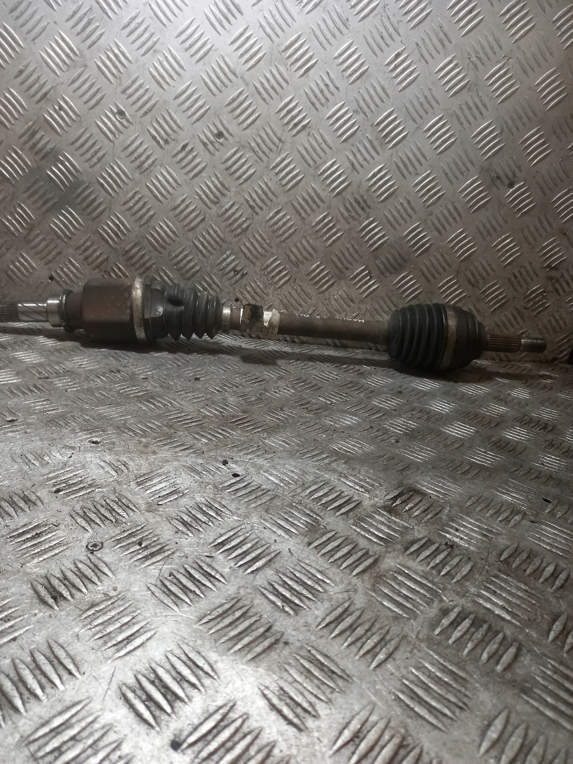 semi-axis semi-axis left front RENAULT MODUS 8200499585