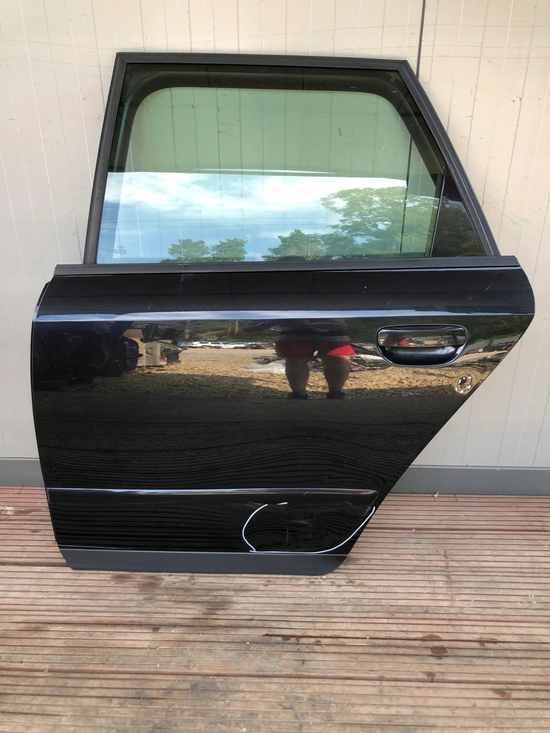 AUDI A4 B6 KOMBI complete door left rear part black,