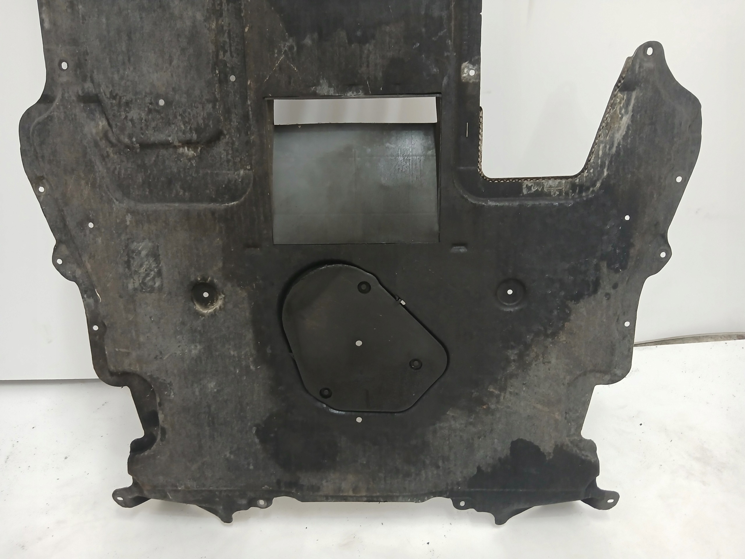 cover below gearbox BMW E60 MANUAL