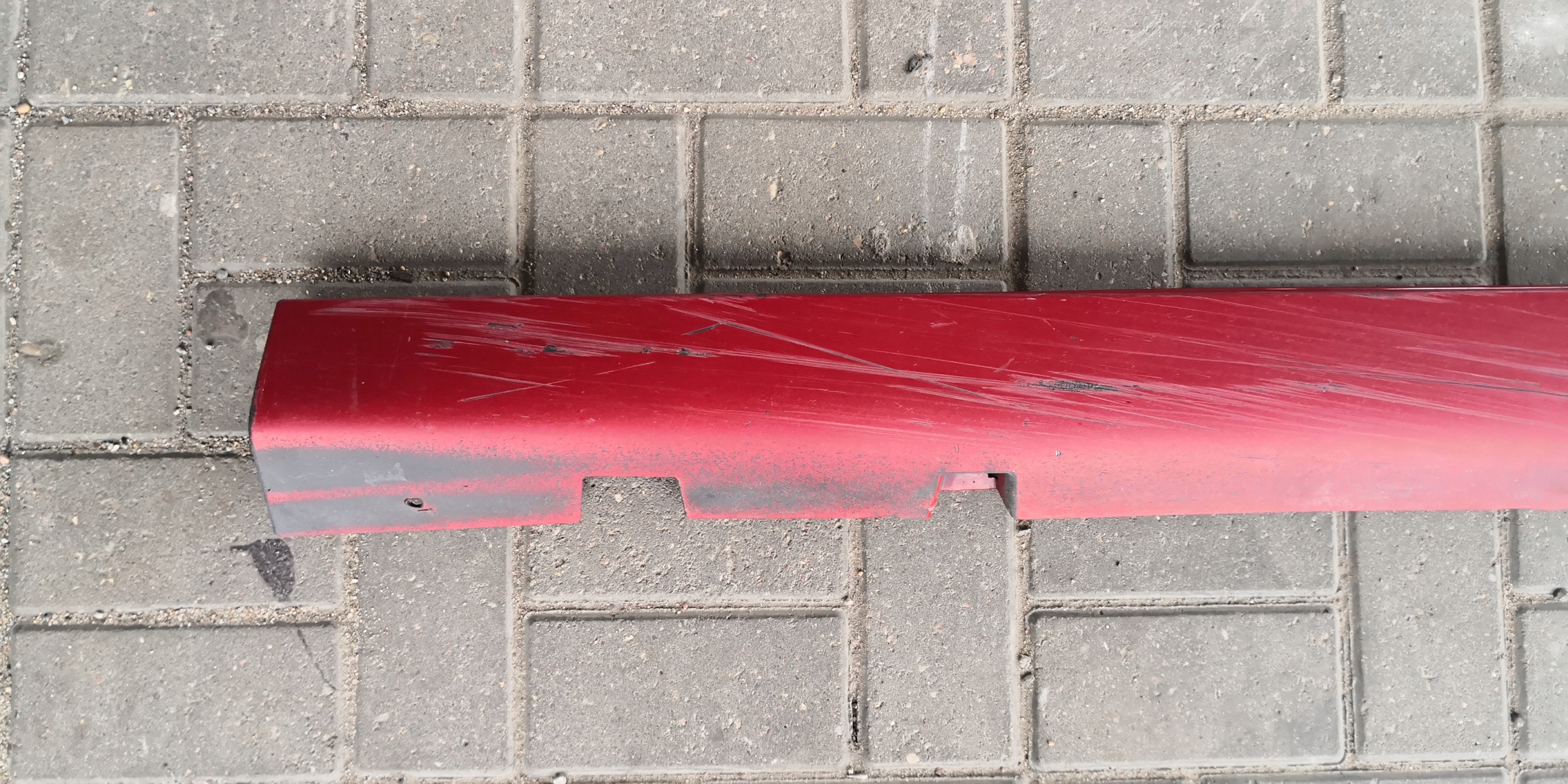 moulding threshold cover left cap threshold of the threshold Dodge Charger 2011-2014