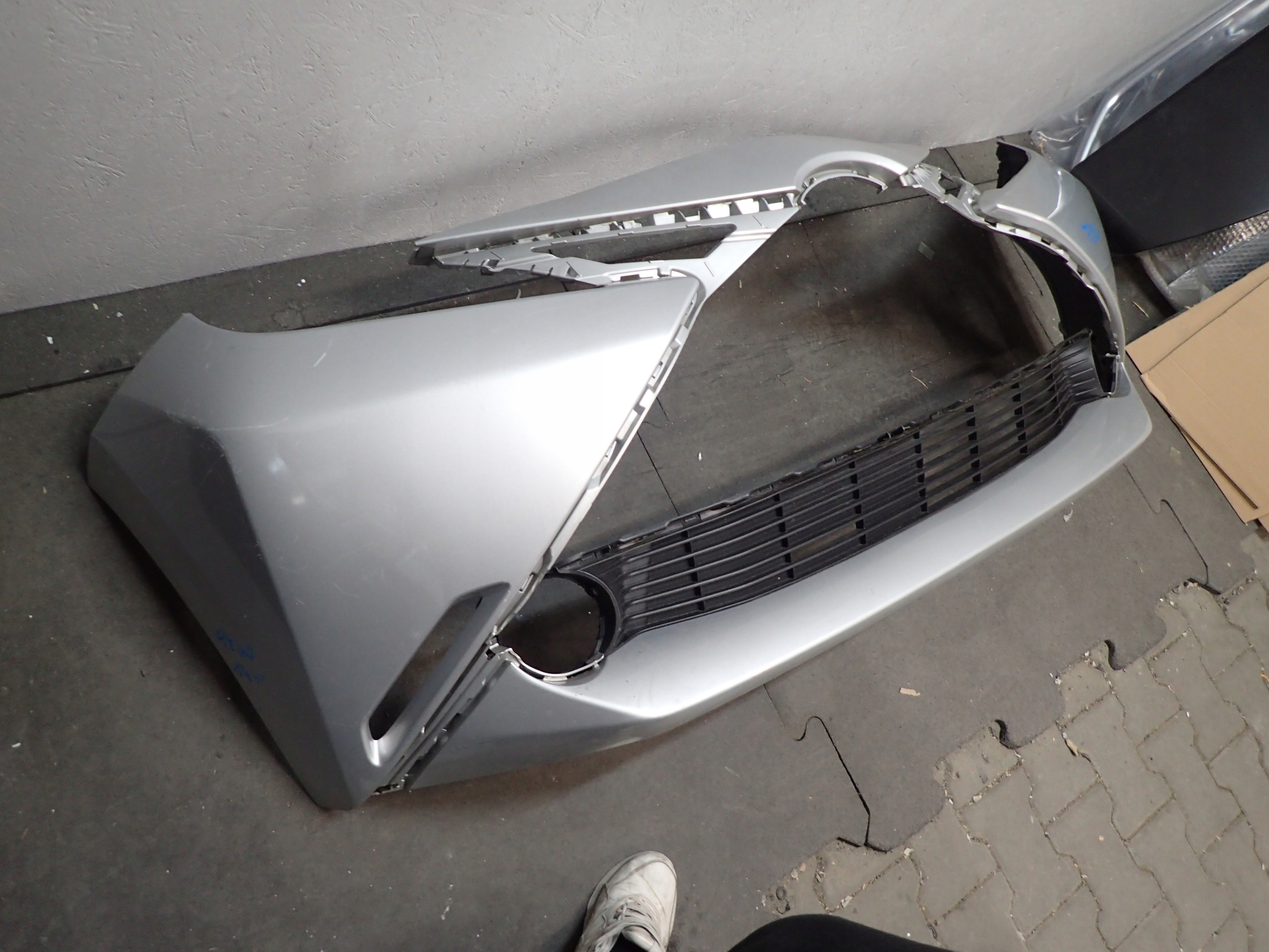 Stoßstange vorne TOYOTA AYGO 14