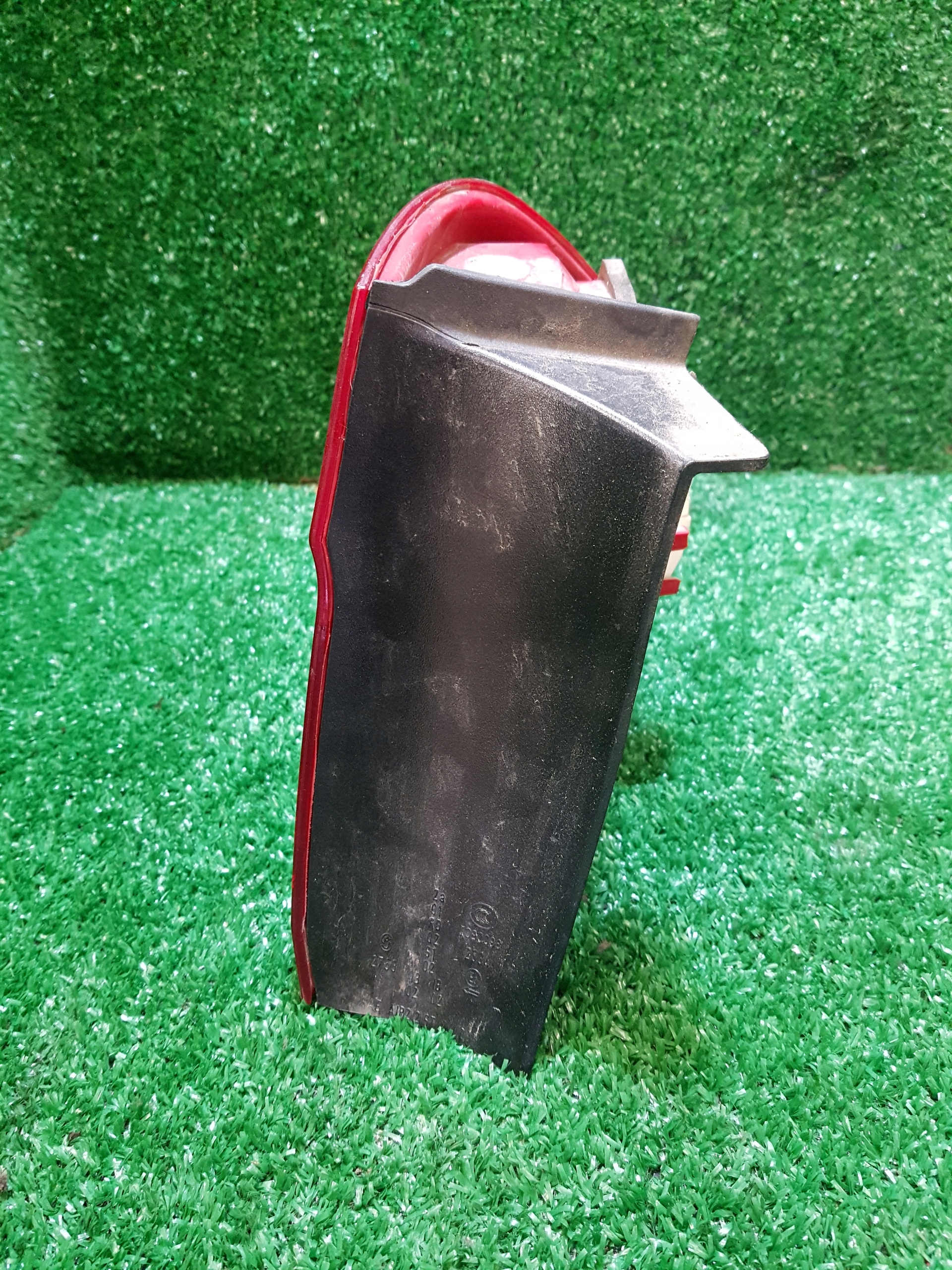 light left rear BMW E90 6937457