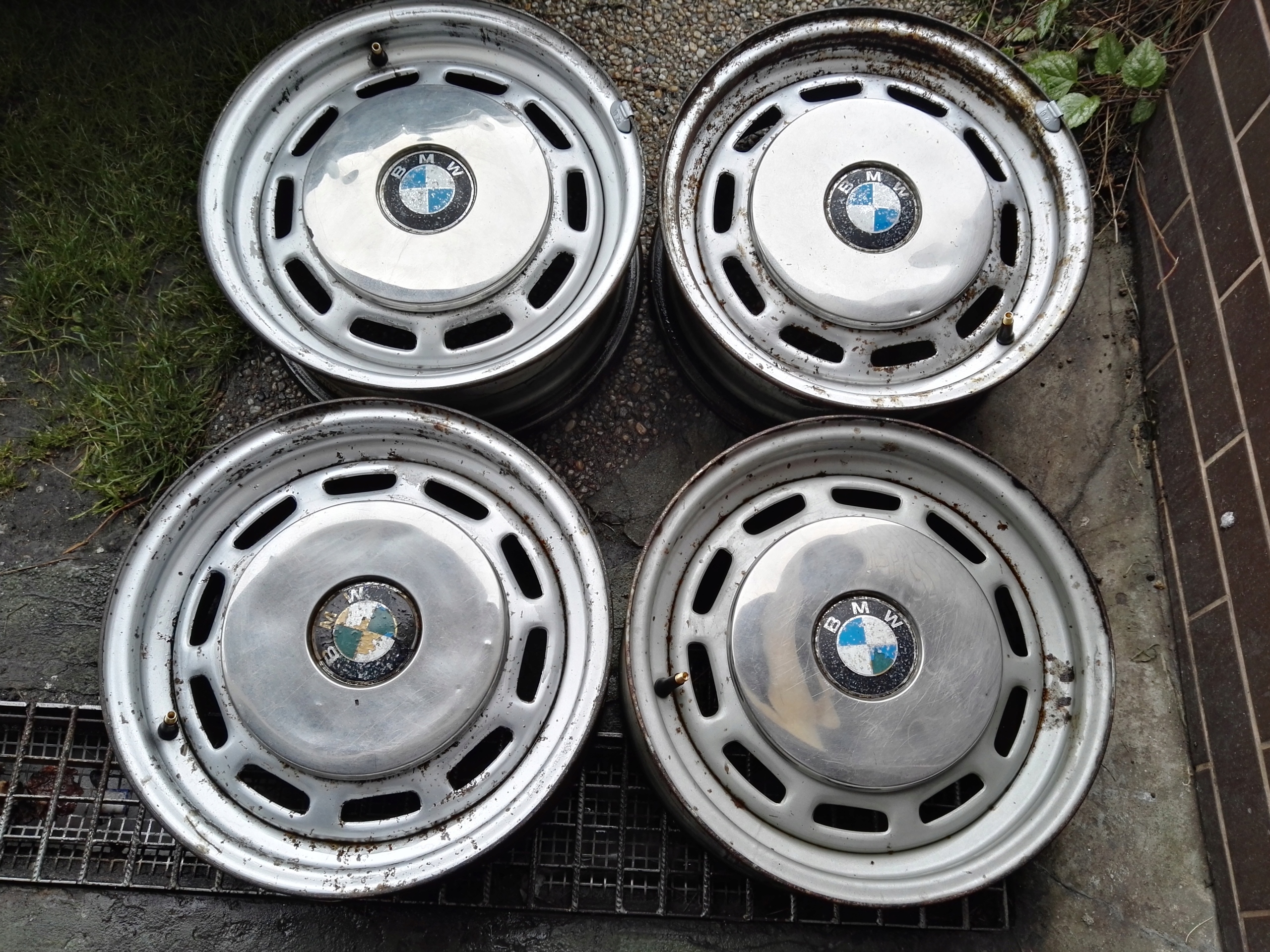 FELGI 14 5x120 5,5 cala BMW +DEKIELKI et22 RARYTAS