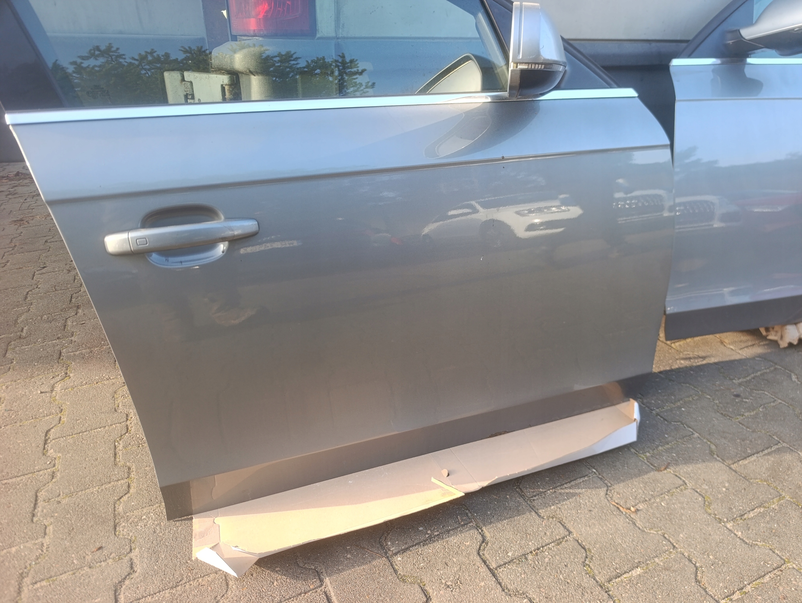 complete door right front right front audi a4 b8 LY7G