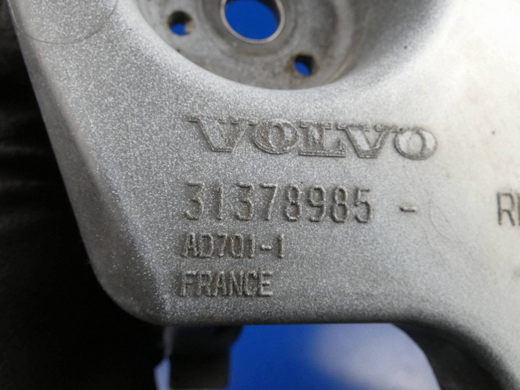 VOLVO V90 II S90 supporto staffa parafango destra anteriore