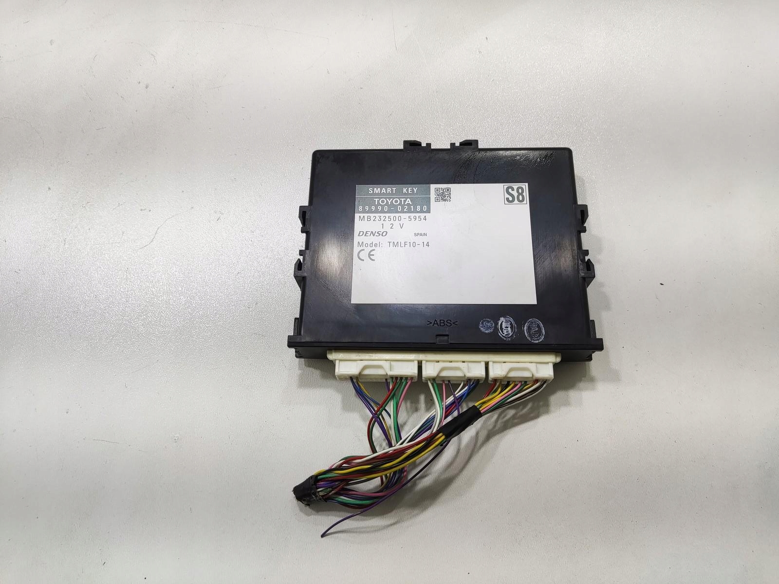module control unit KEYLESS TOYOTA AURIS II E18 2012-2015 89990-02180