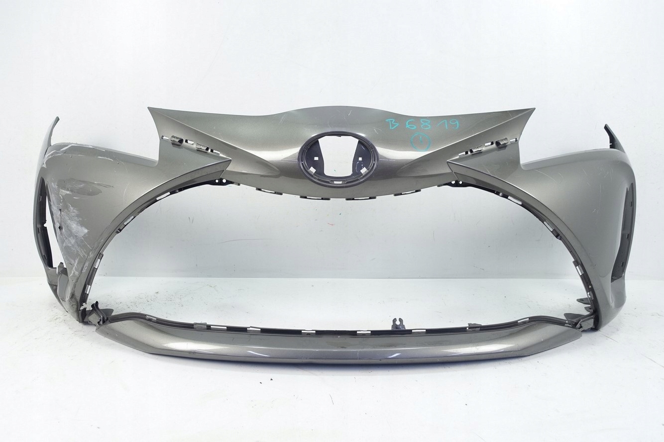 bumper front front TOYOTA YARIS III LIFT 2017