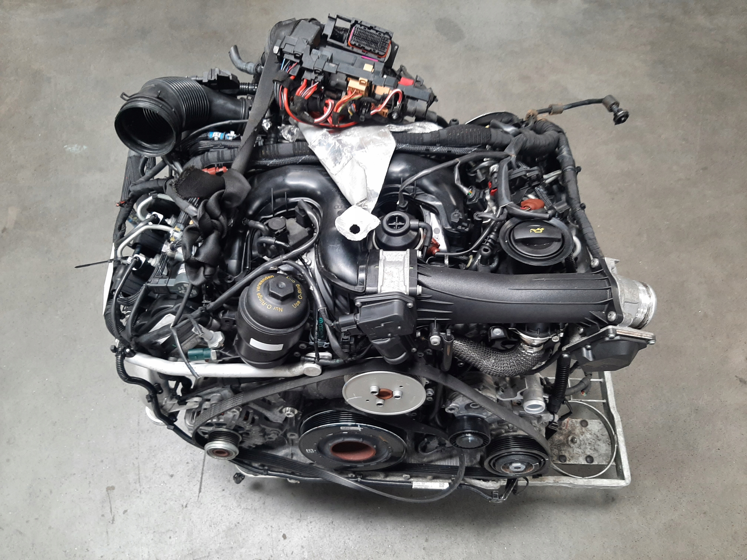 AUDI A6 A7 3.0TDI V6 CTB SILNIK KOMPLETNY