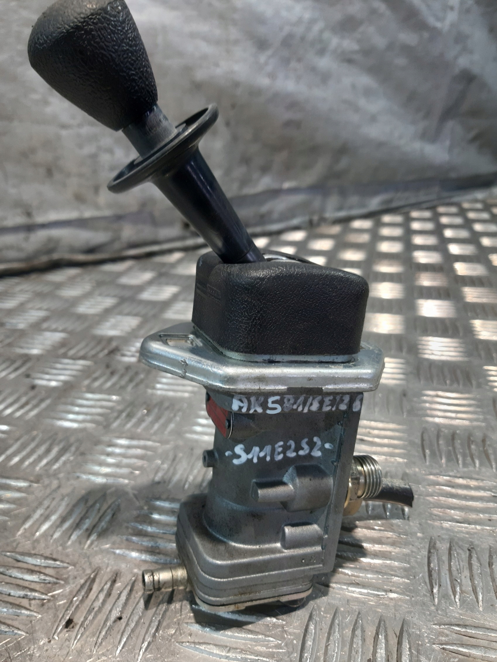 valve electric brake Wabco 9617210447
