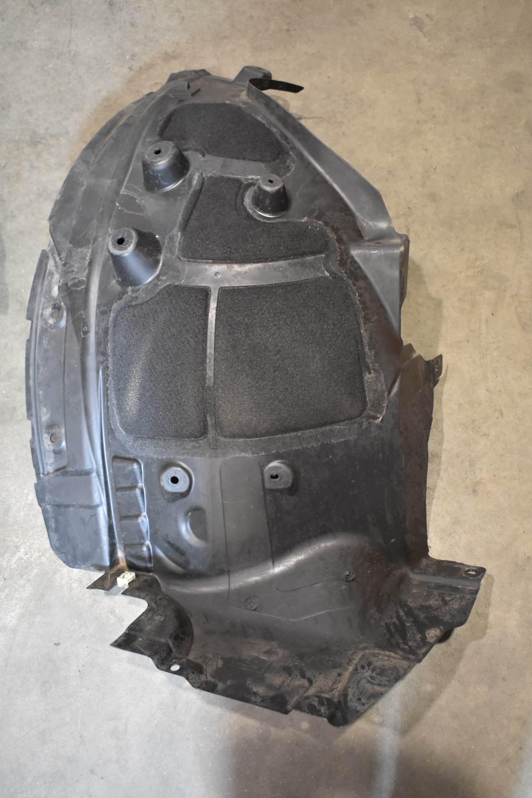 IDEALNE mudguard front front left BMW X7 G07 1