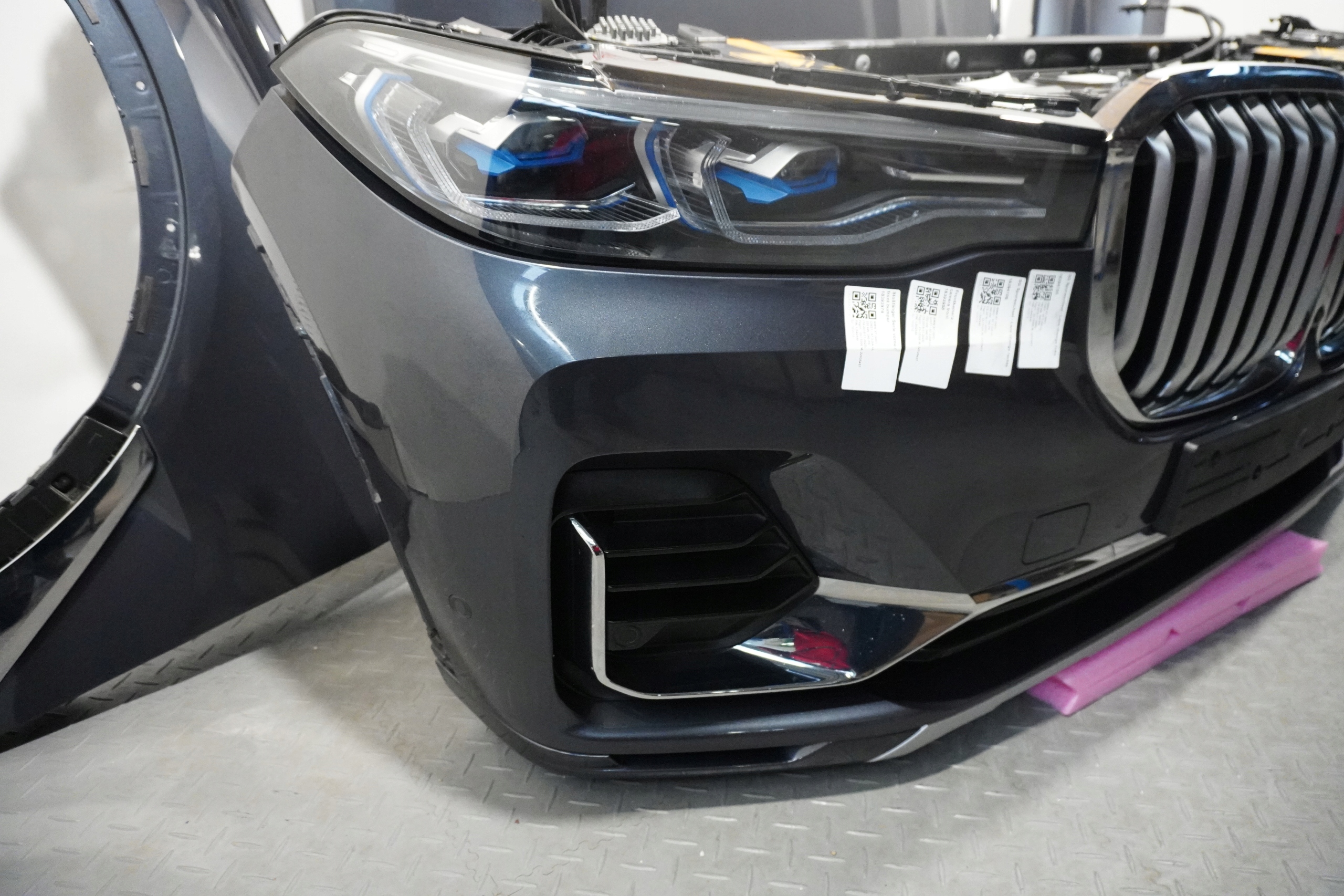 MASKA ZDERZAK LAMPY LASER BMW X7 G07 C27 Waga produktu z opakowaniem jednostkowym 15 kg