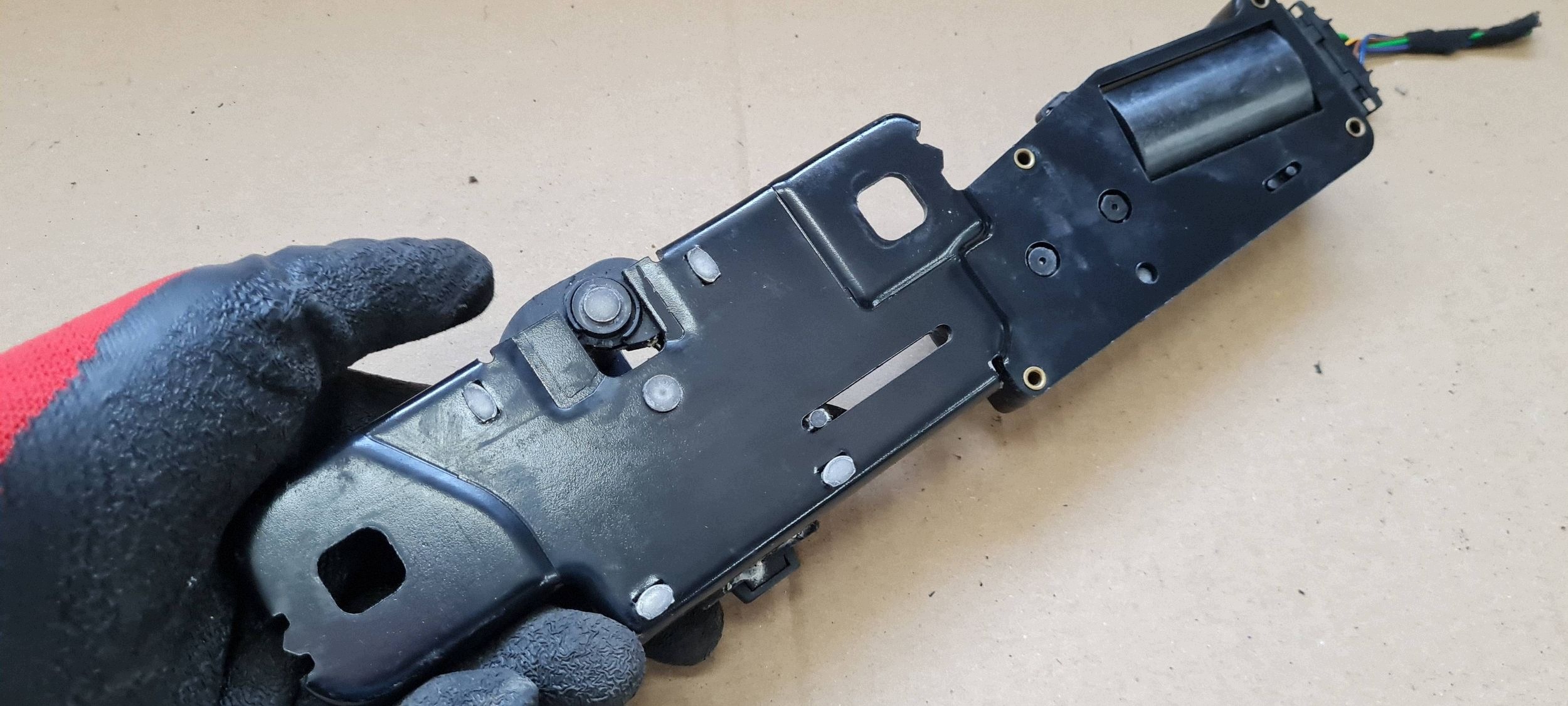 A7 4G S7 lock DOCIAG bonnet boot AUDI A6 C7 4G 4H0827383A