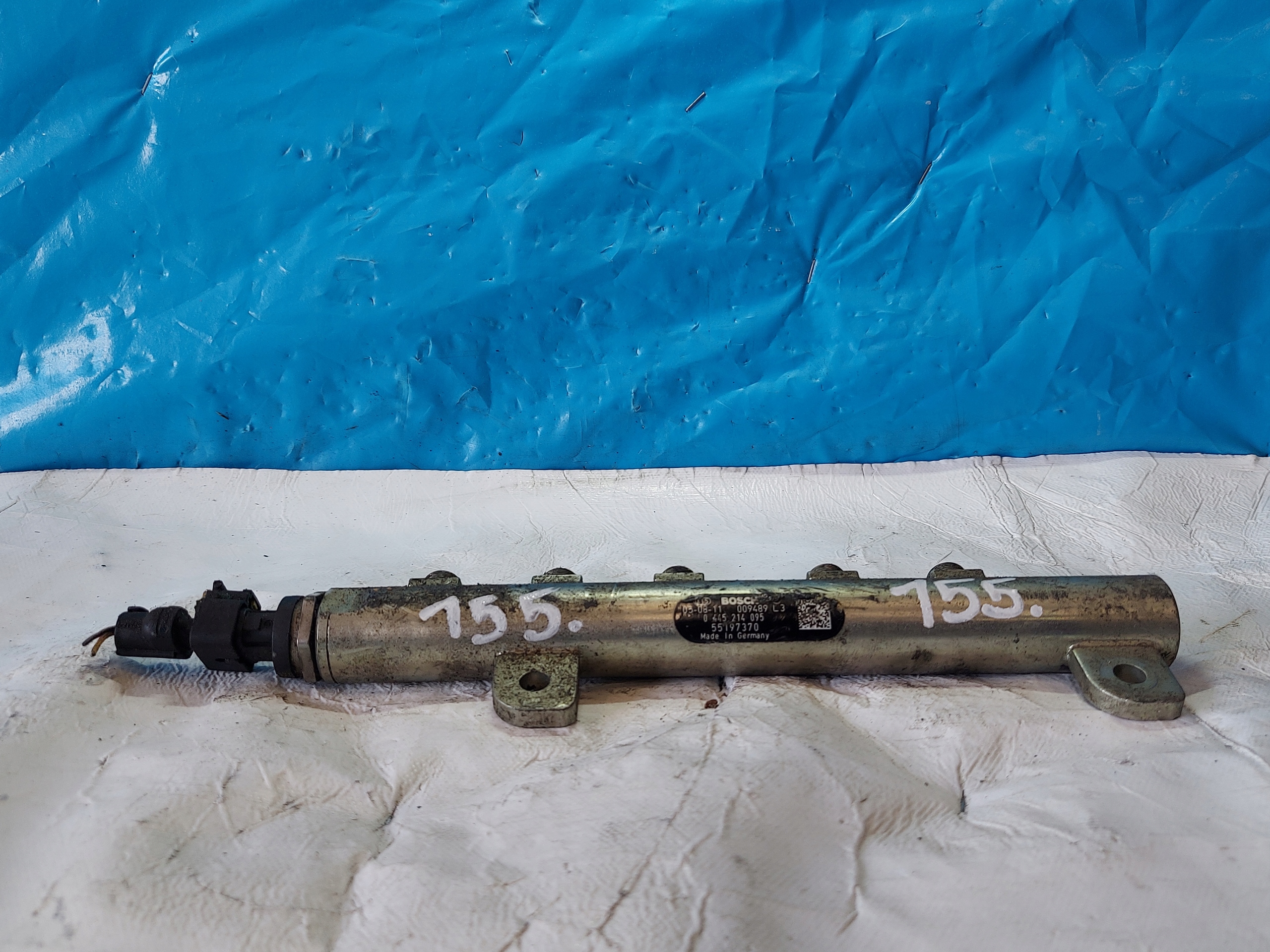 injection ramp STILO 1.9 JTD 0445214095