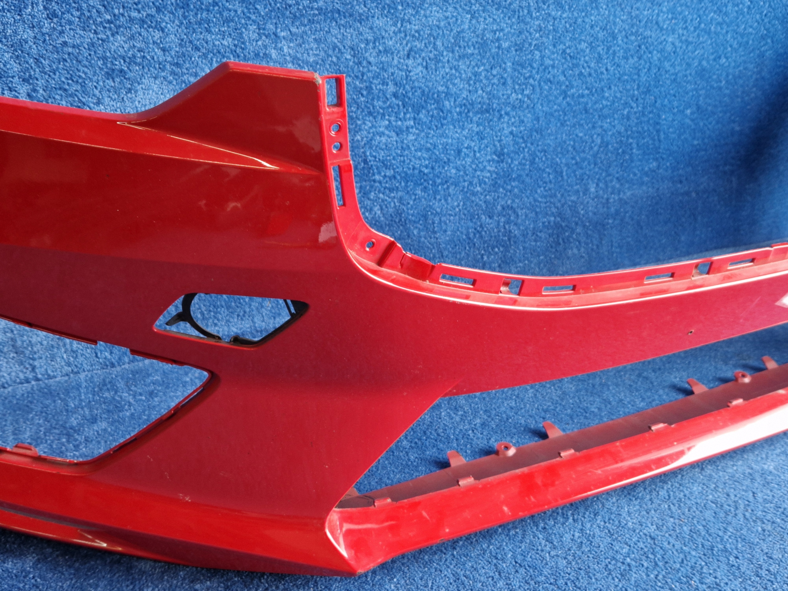 VOLVO XC60 II R-design 17- bumper front front DO LAKIEROWANIA 31449127