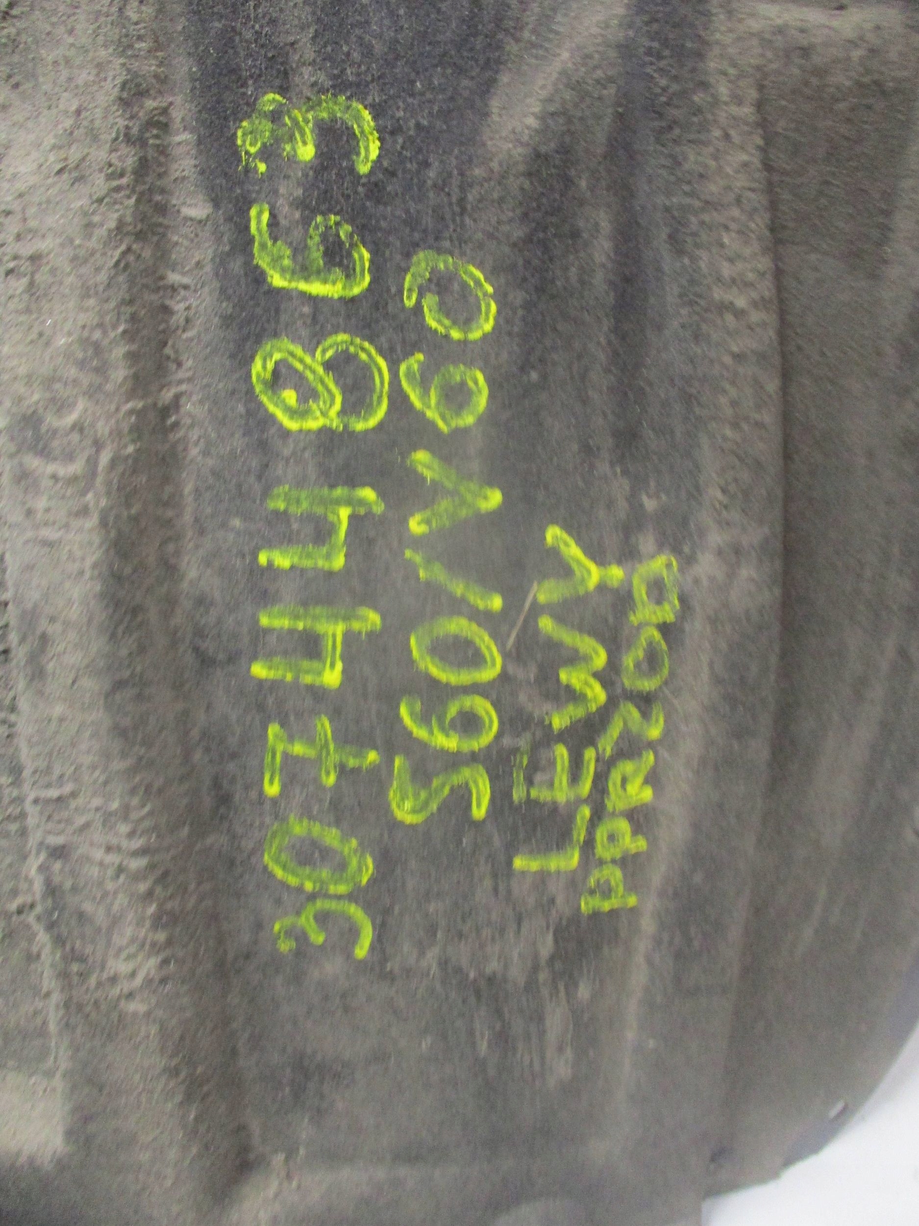 mudguard front front left VOLVO V60 30744863