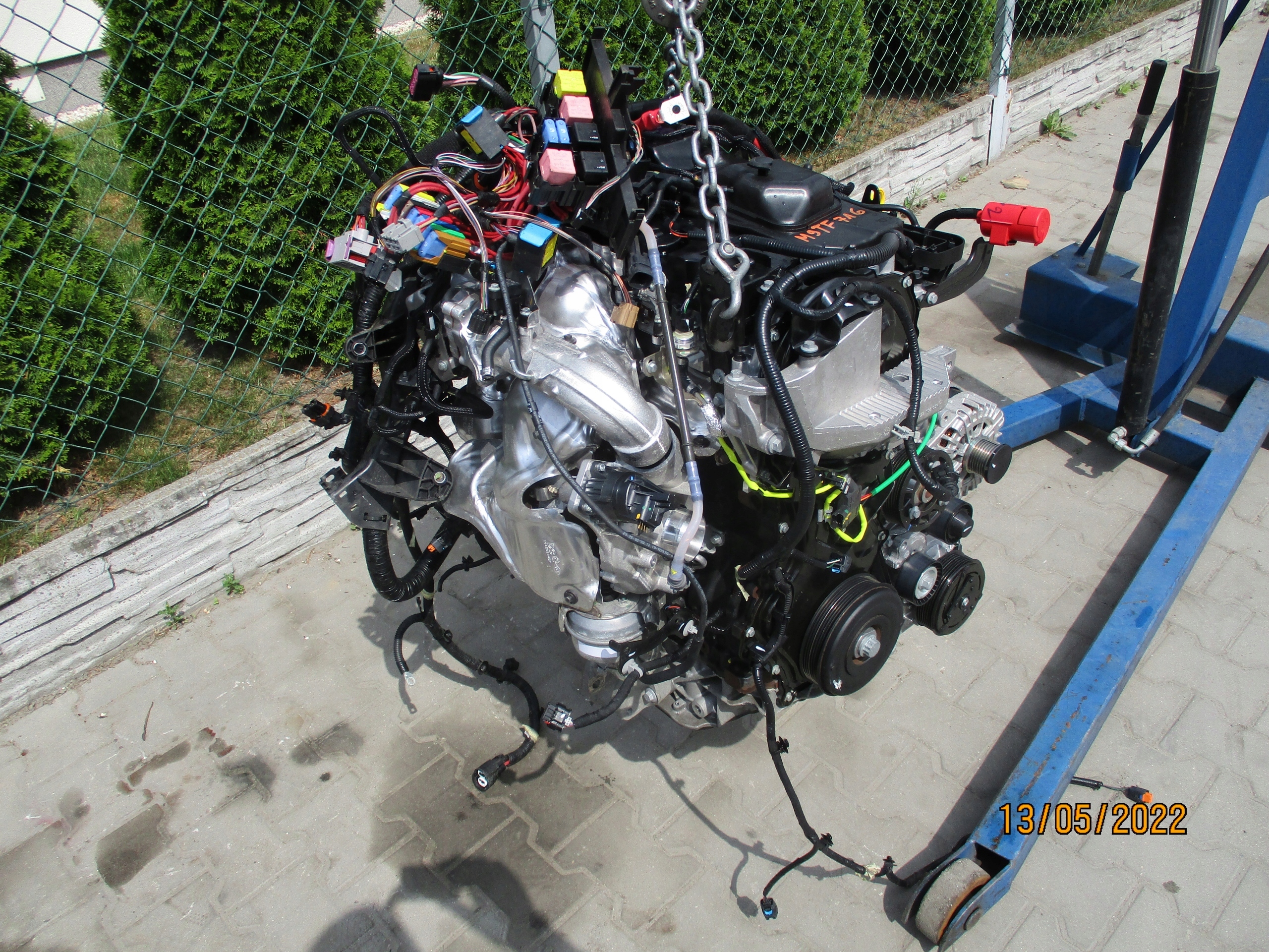 engine RENAULT MASTER OPEL 2,3 M9T716 unprotected pillar