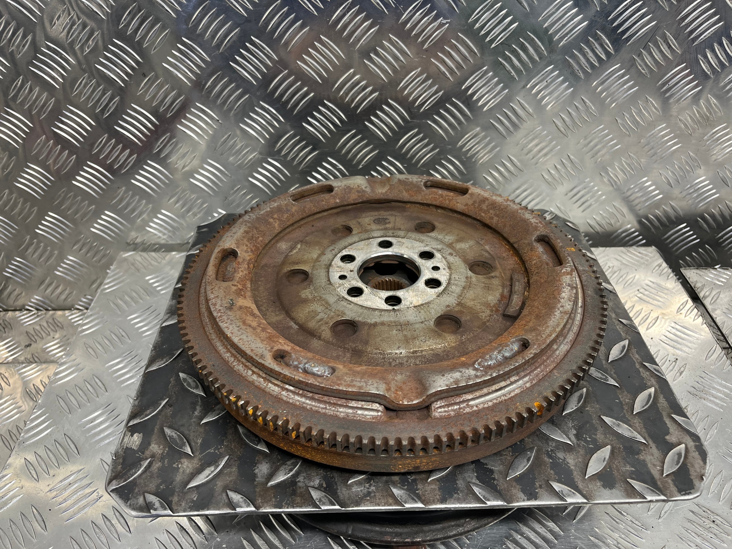 VOLANO USATO DWUMASA SEAT EXEO MULTITRONIC 06D105317A
