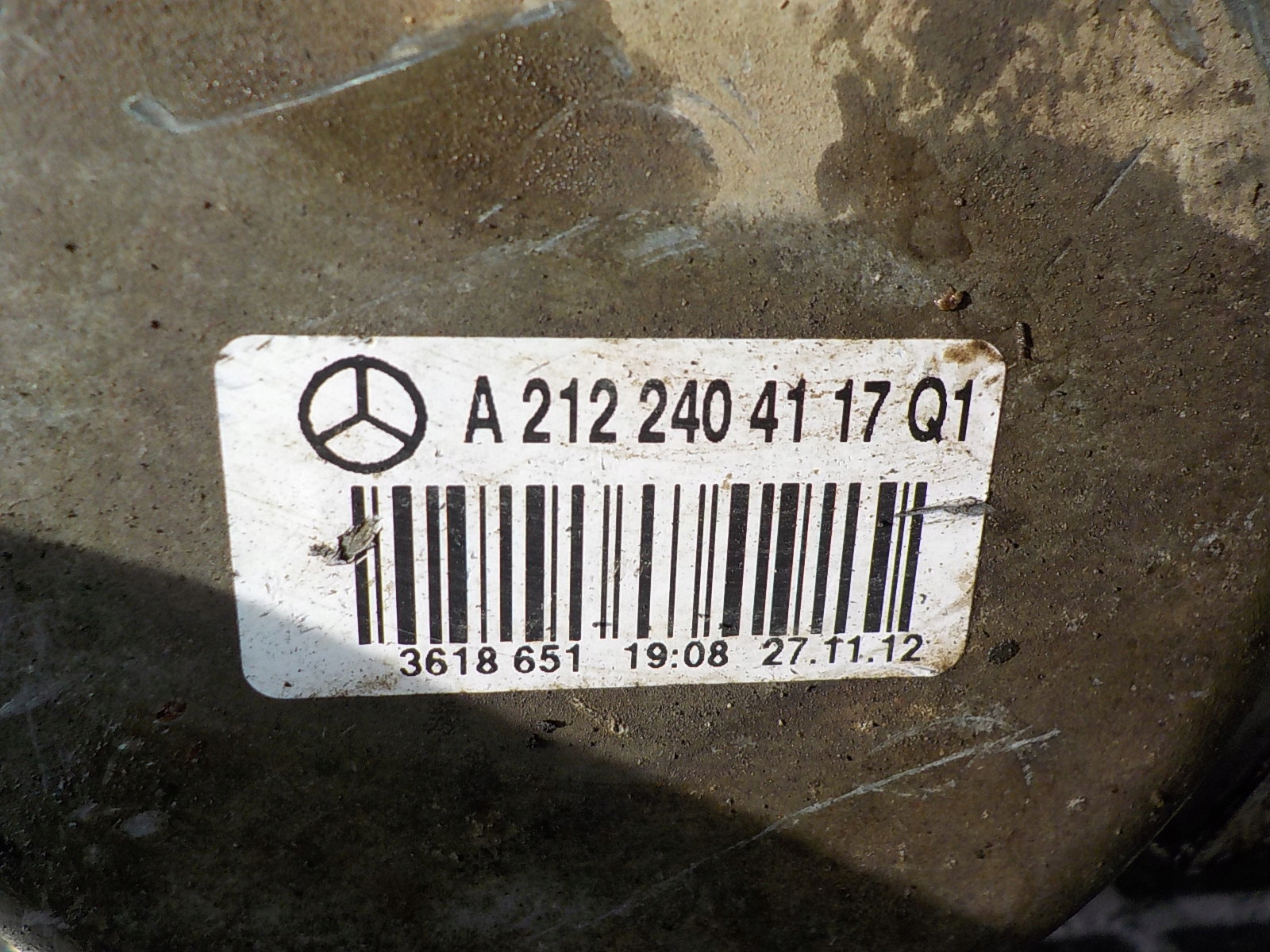 MERCEDES-BENZ KLASA E (W210) 2.0 CDI holder engine mount A212240411701