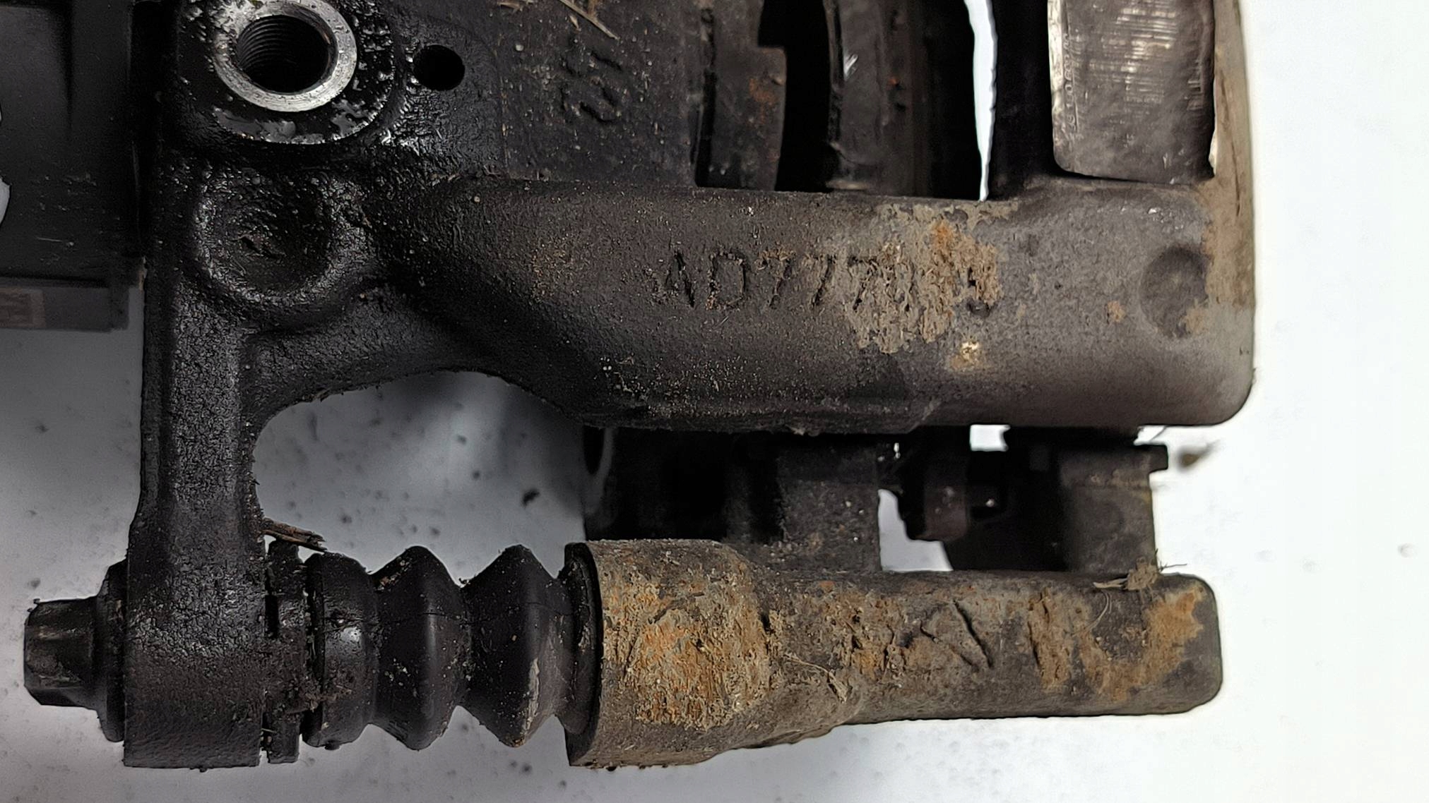 caliper brake rear part right 1.6 PURETECH PEUGEOT 508 II