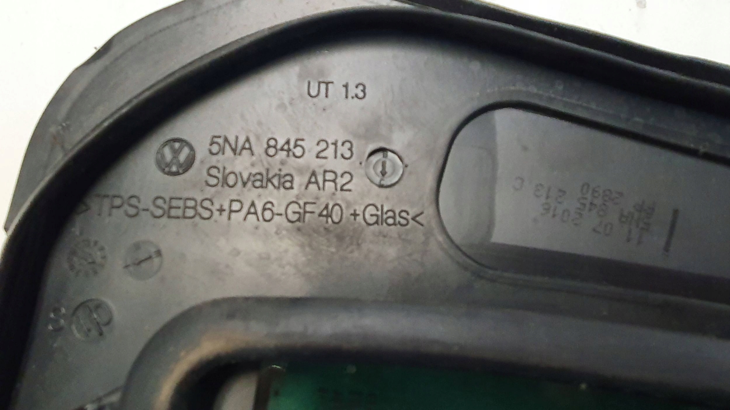 SZYBA DRZWI LEWY TYŁ 5NA845213 VW TIGUAN II 15- Typ samochodu 4x4/SUV