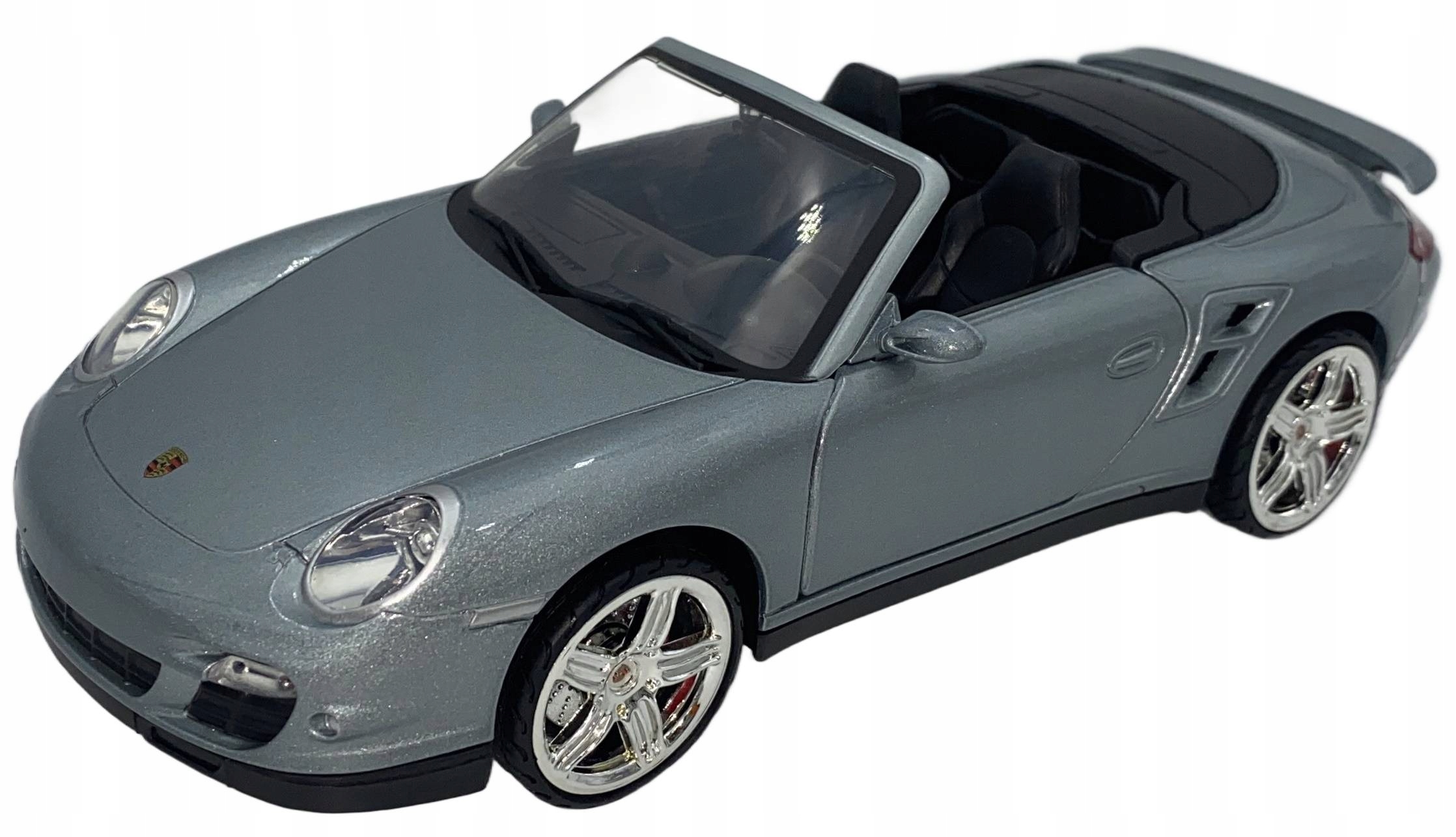 Porsche 911 Turbo Cabrio 1:18 model Motormax 73183 šedá