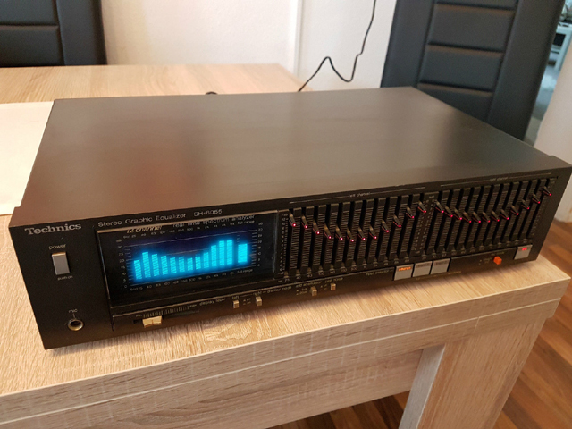 SH-8055 Technics Korektor graficzny Graphic Equalizer d1 Marka Technics
