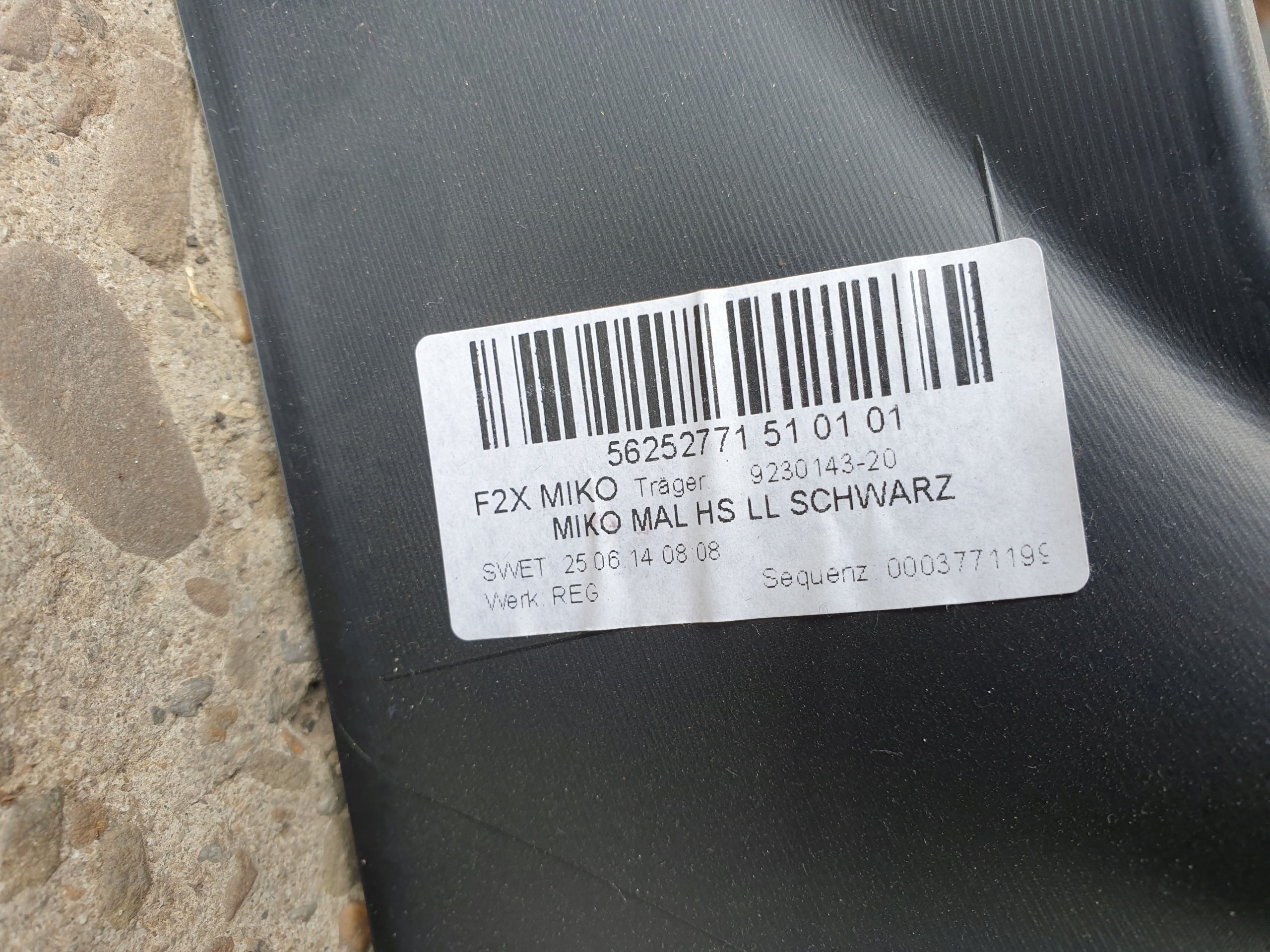 bracciolo TUNEL DEKOR PANEL BMW 1 F20 2011- 9230143