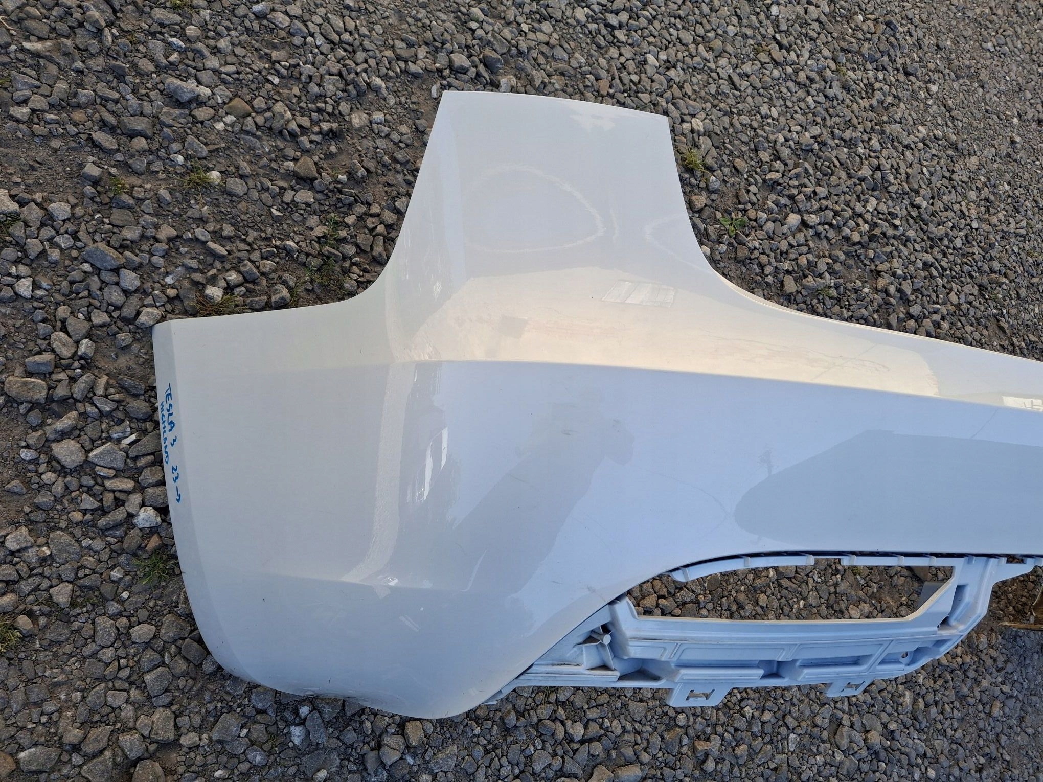 bumper rear TESLA MODEL 3 HIGHLAND 2023R->