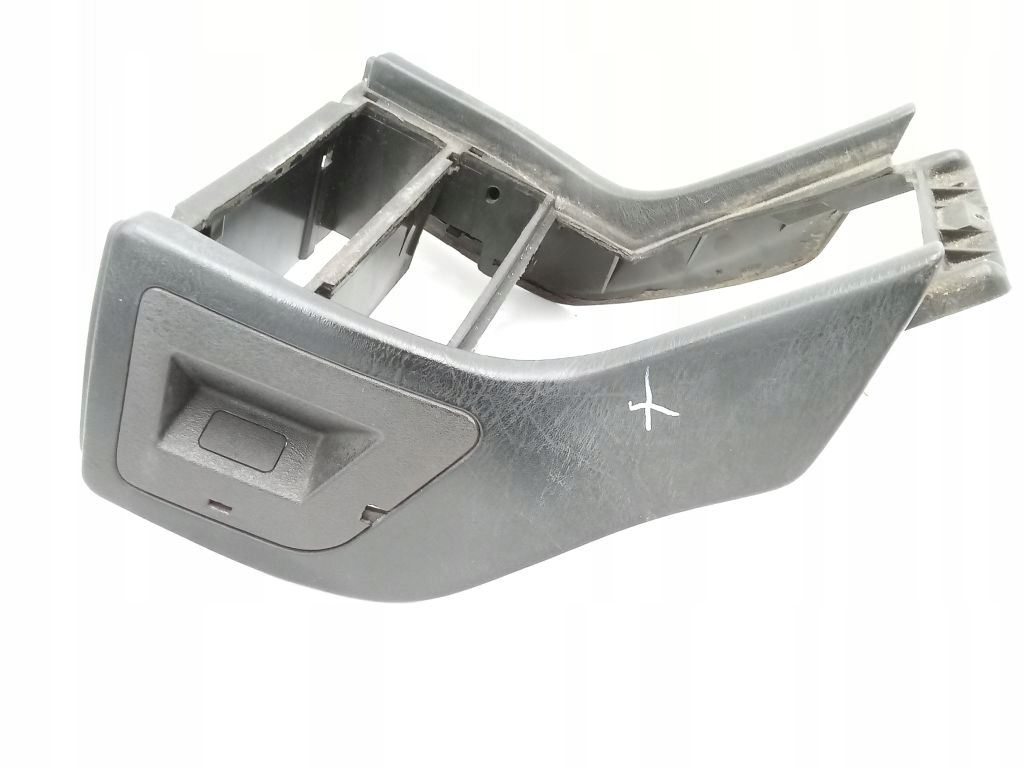 Mercedes W124 console tunnel central Taxi