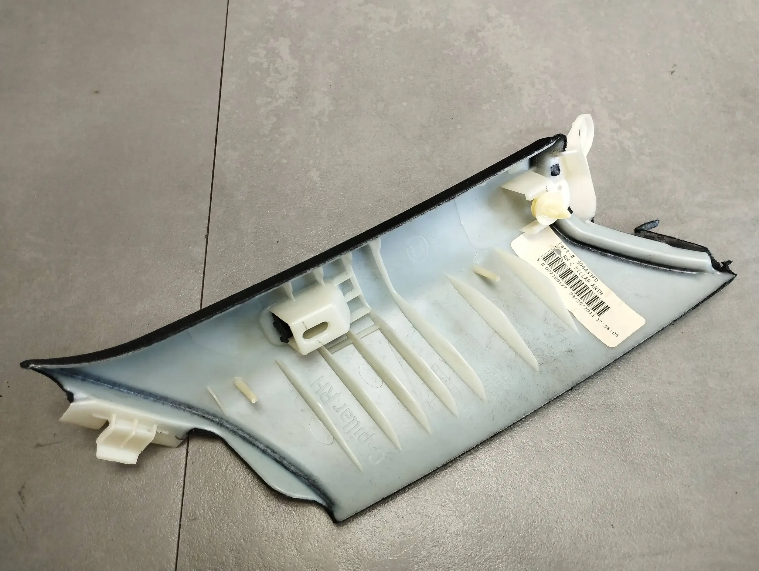 BMW X6 E71 cover SLUPKA right 6979850