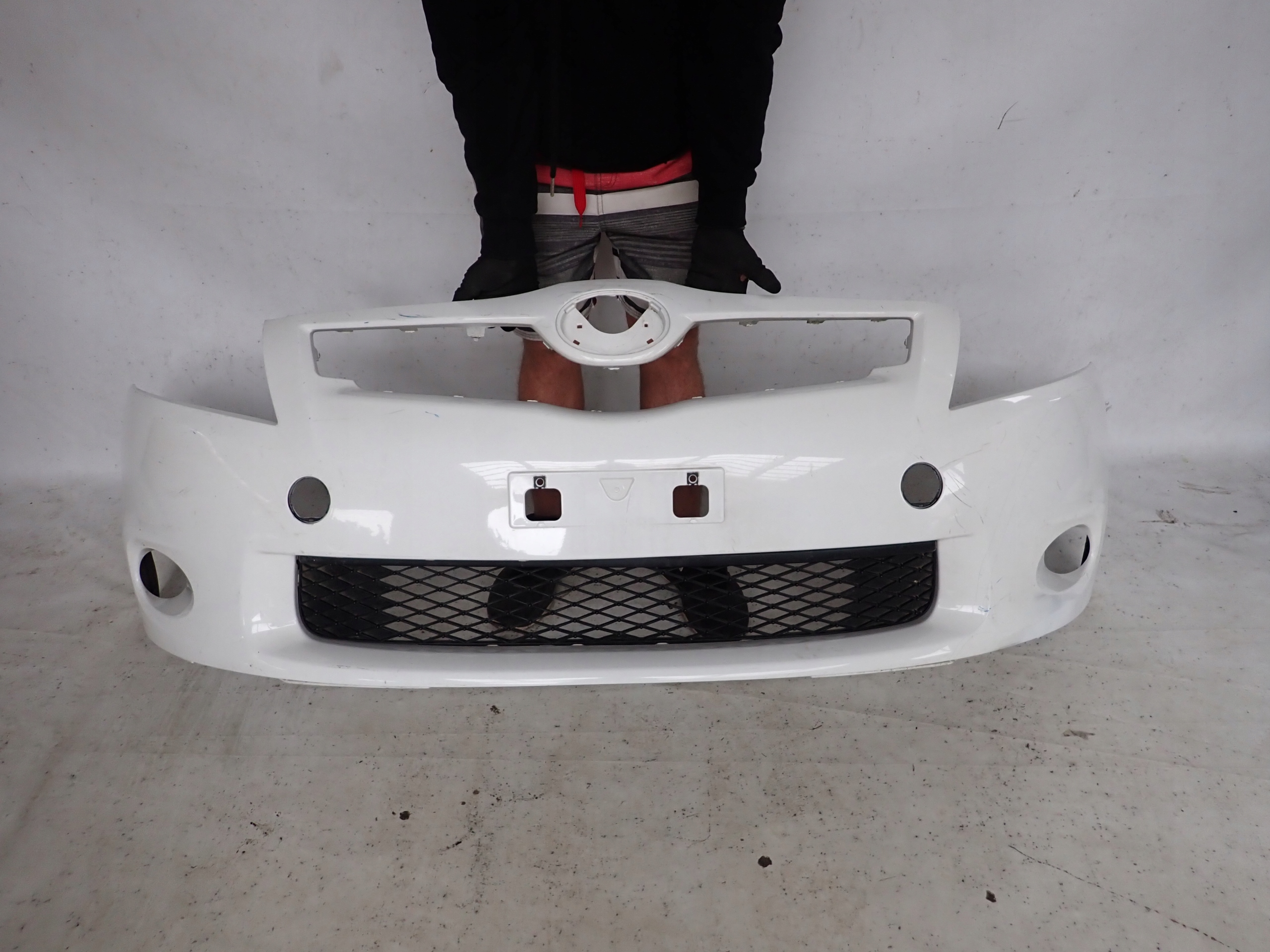 TOYOTA AURIS and LIFT 09- bumper front front