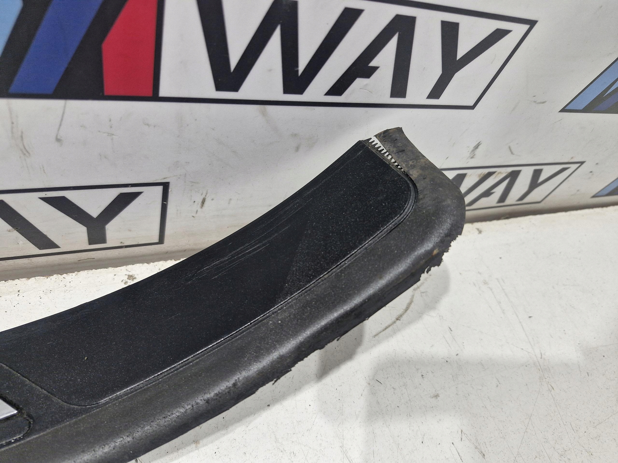 8178121 BMW 5 E39 moulding cap threshold rear part rear right
