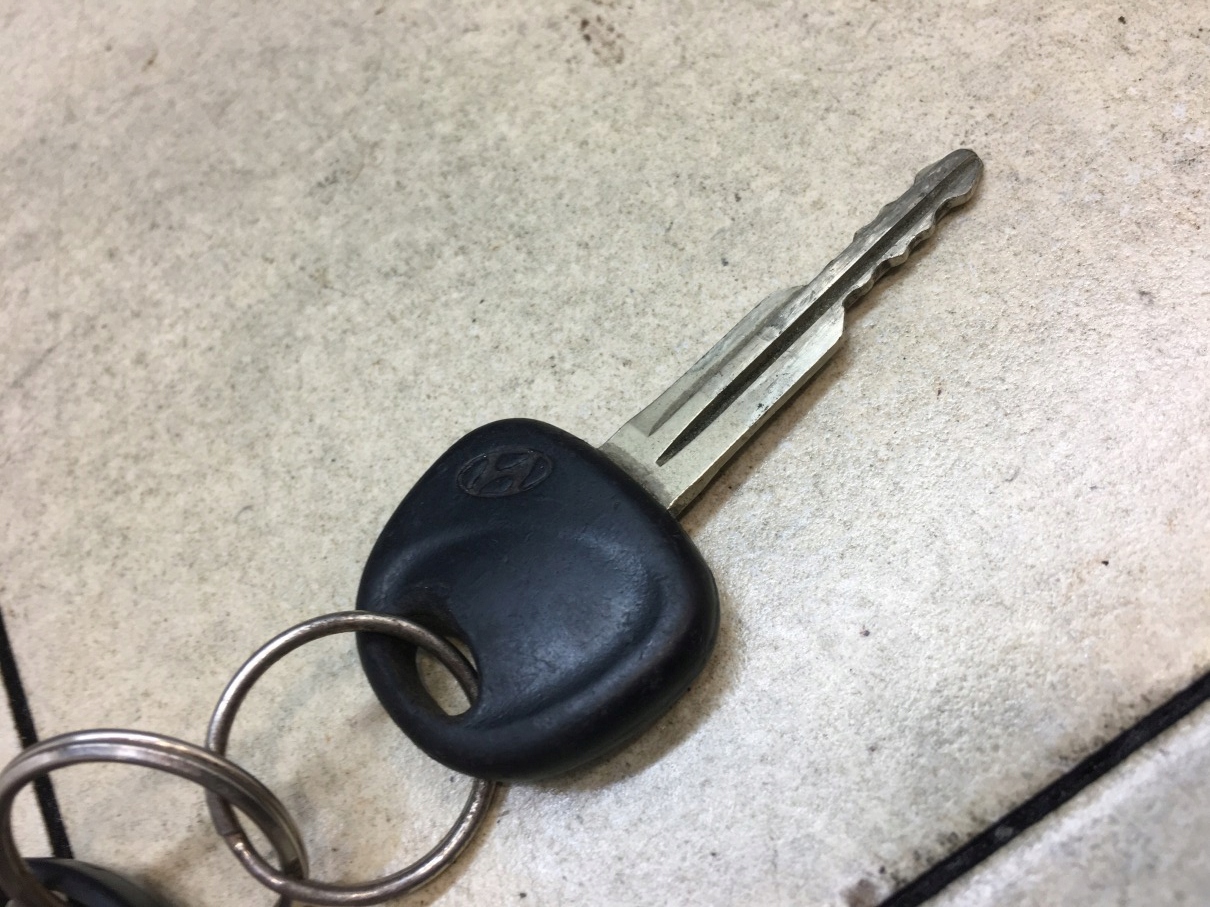 ignition key HYUNDAI ELANTRA III 2.0 16V