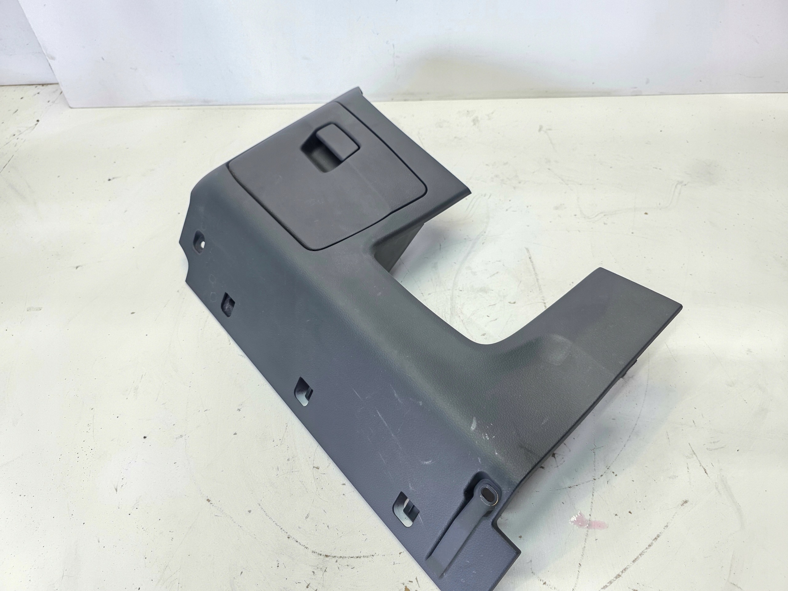 cover below DESKE AUDI A4 B9 S5 A5 8W 8W1863075E