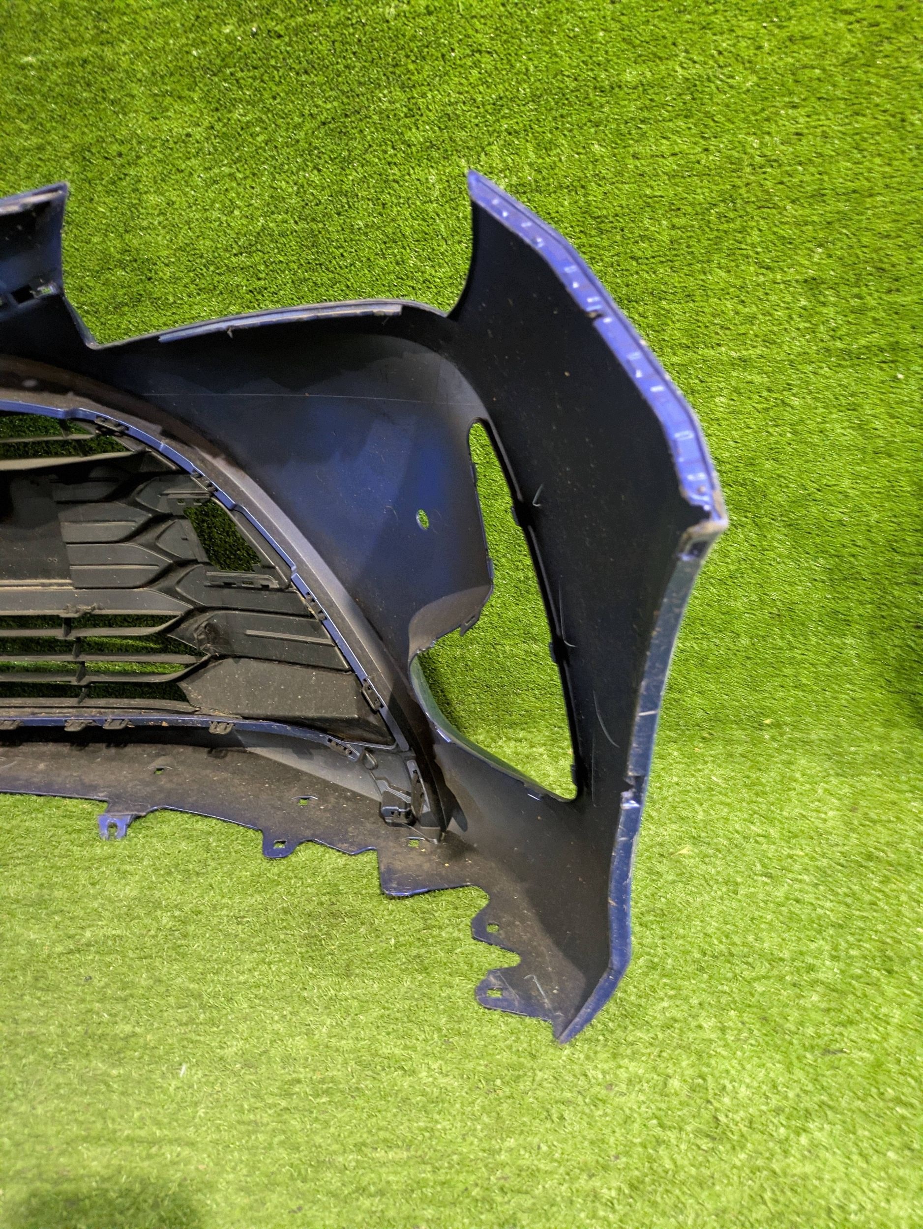 front bumper front TOYOTA YARIS III LIFT 17- NR.Z9574