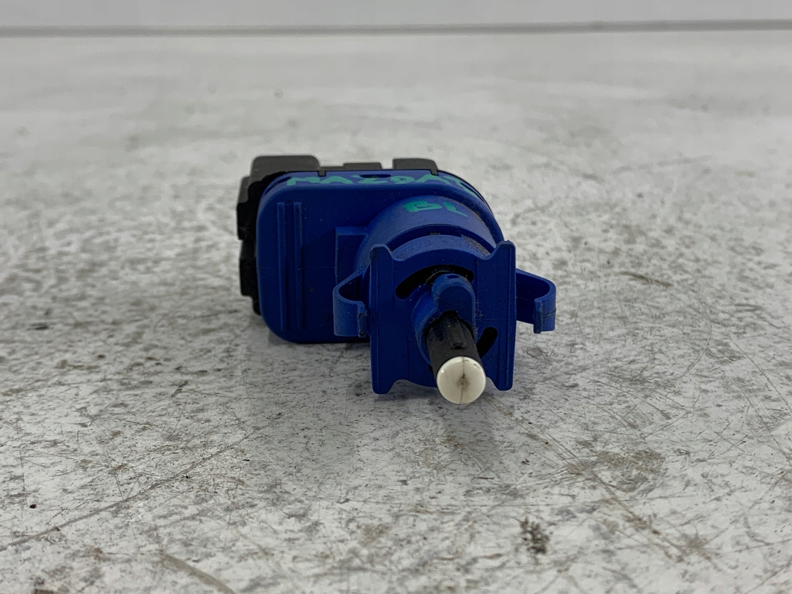 MAZDA 3 BL sensor PEDALU bremse