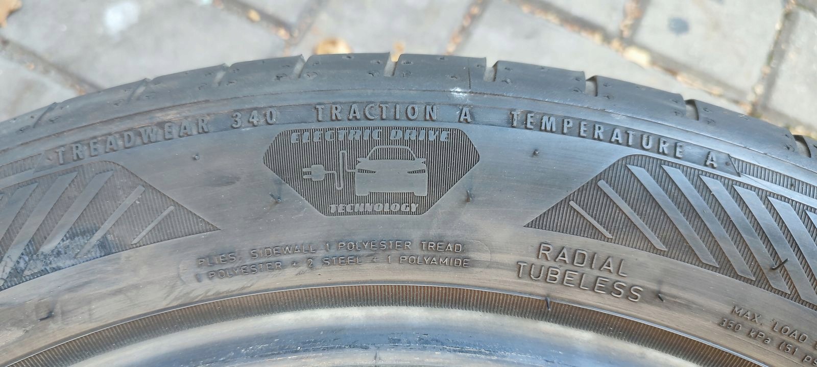 gumi nyári Goodyear EfficientGrip Performance 215/50R17 91V