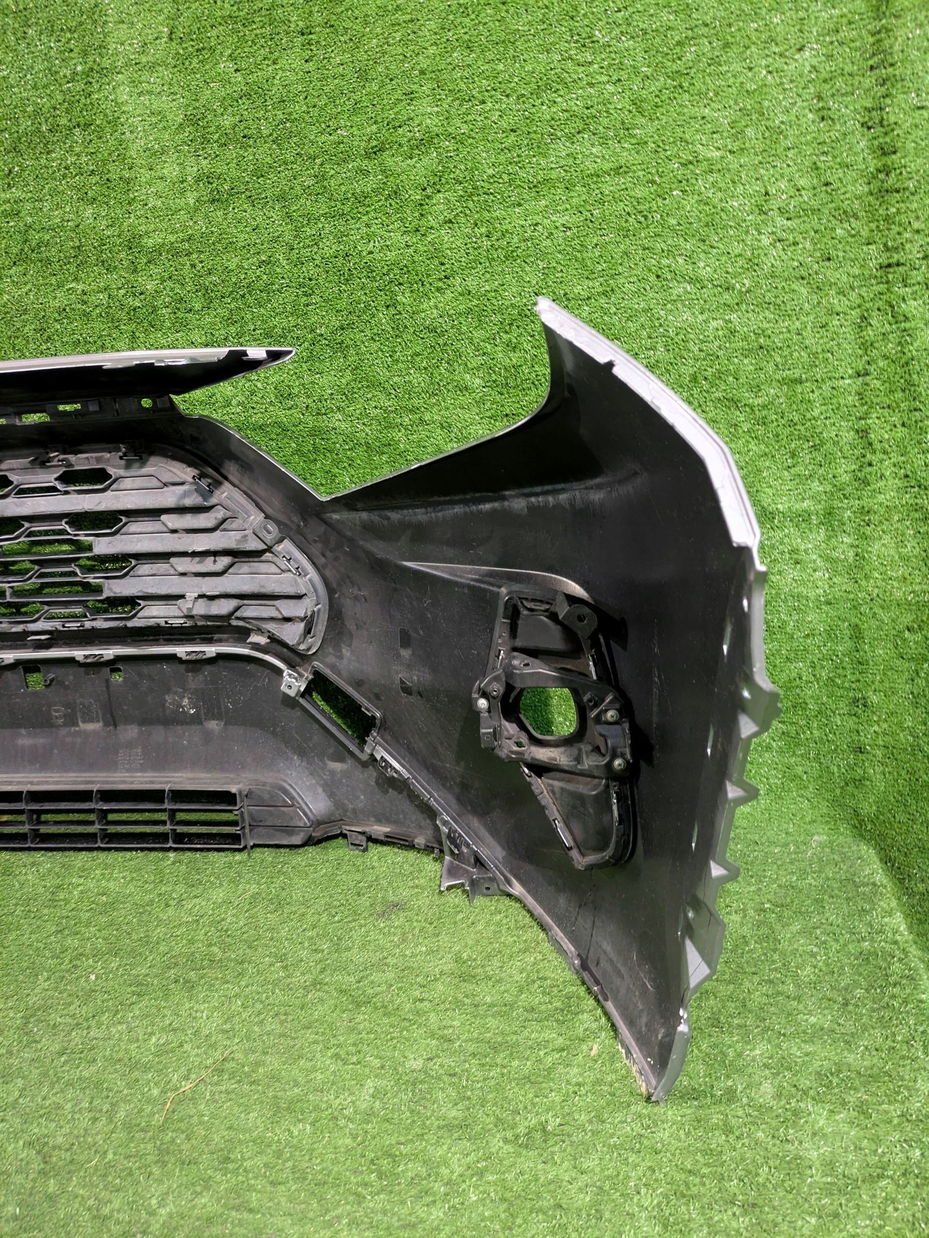 front bumper front TOYOTA RAV4 V without pdc 18- NR.8330