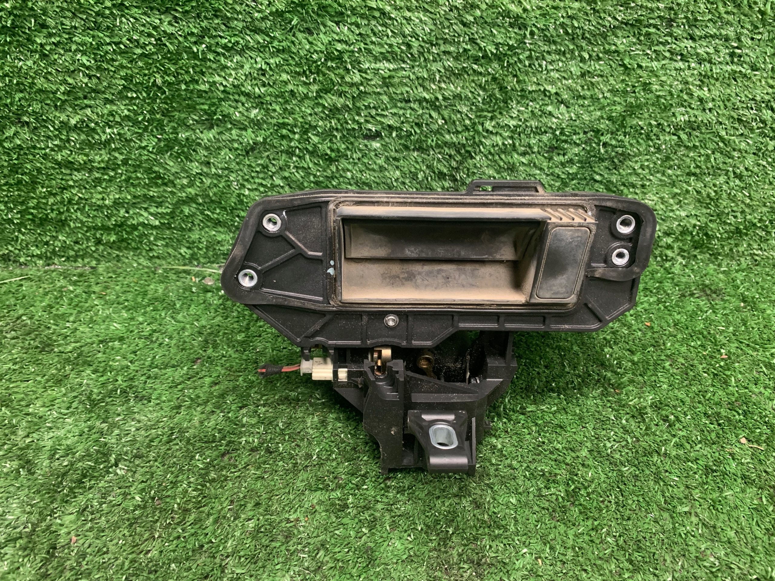 handle bonnet Mercedes-Benz w211 A2117400083