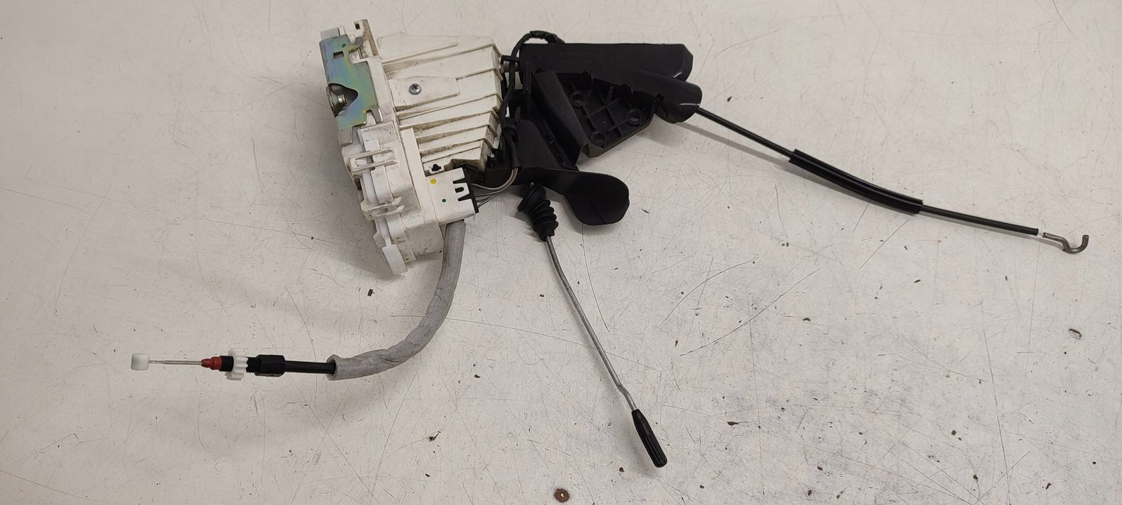 lock door front front left Mercedes W169