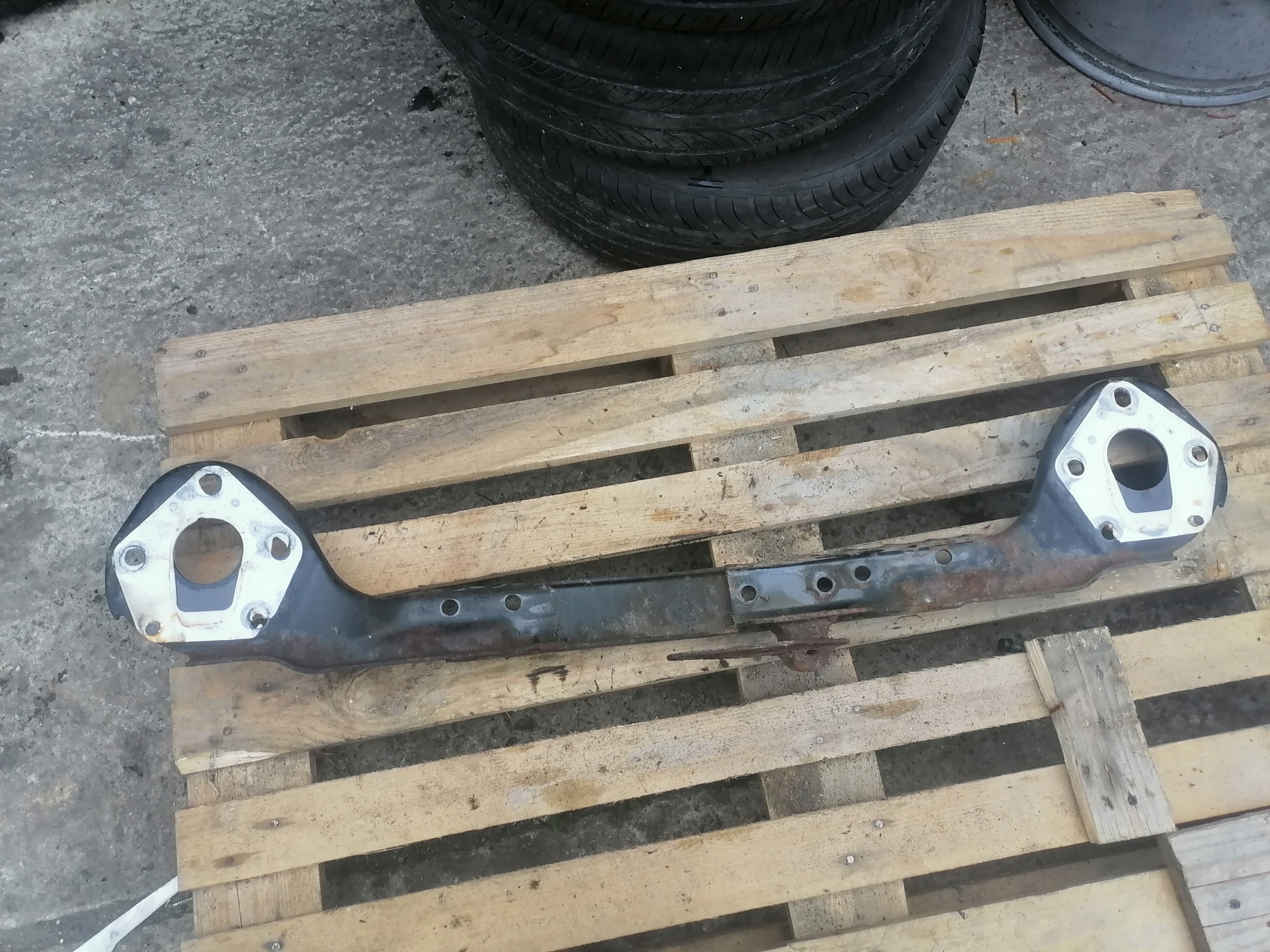 bumper support rear part pillar of a bumper BMW X5 E53